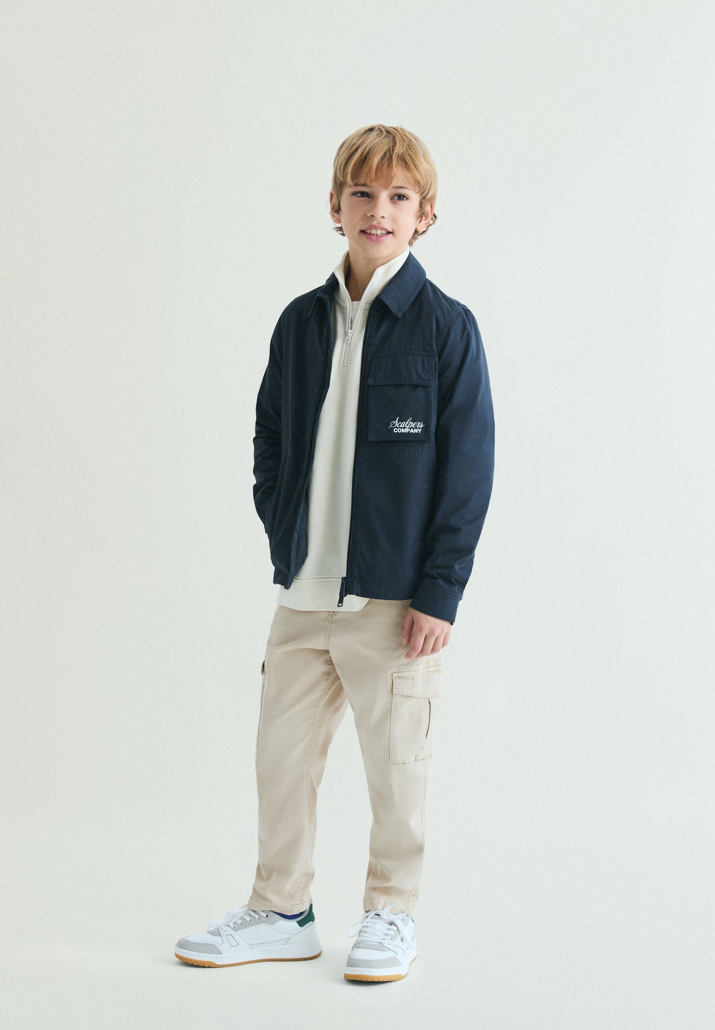 NAVY JACKET WITH POCKET