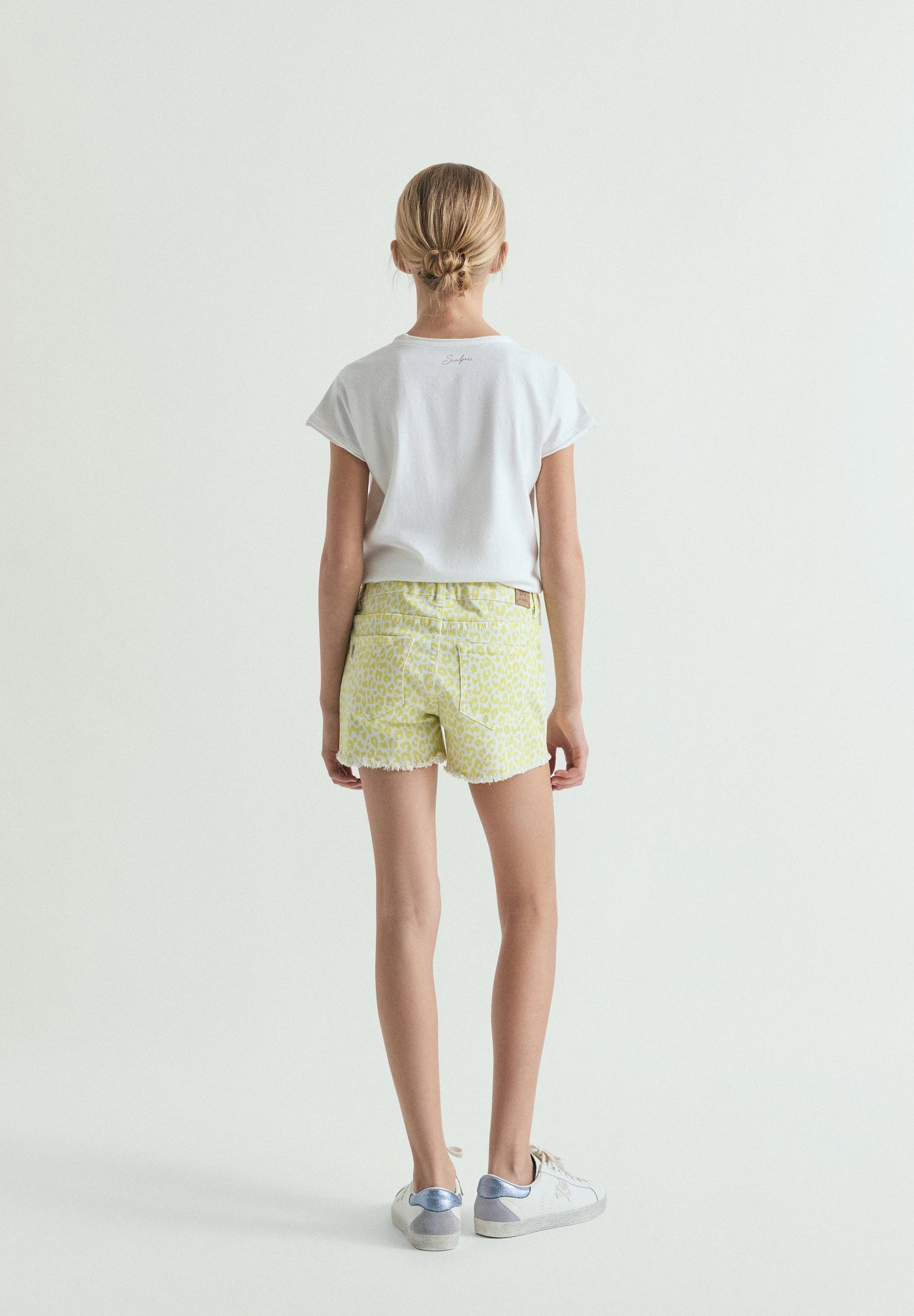 ANIMAL PRINT SHORTS WITH BUTTON