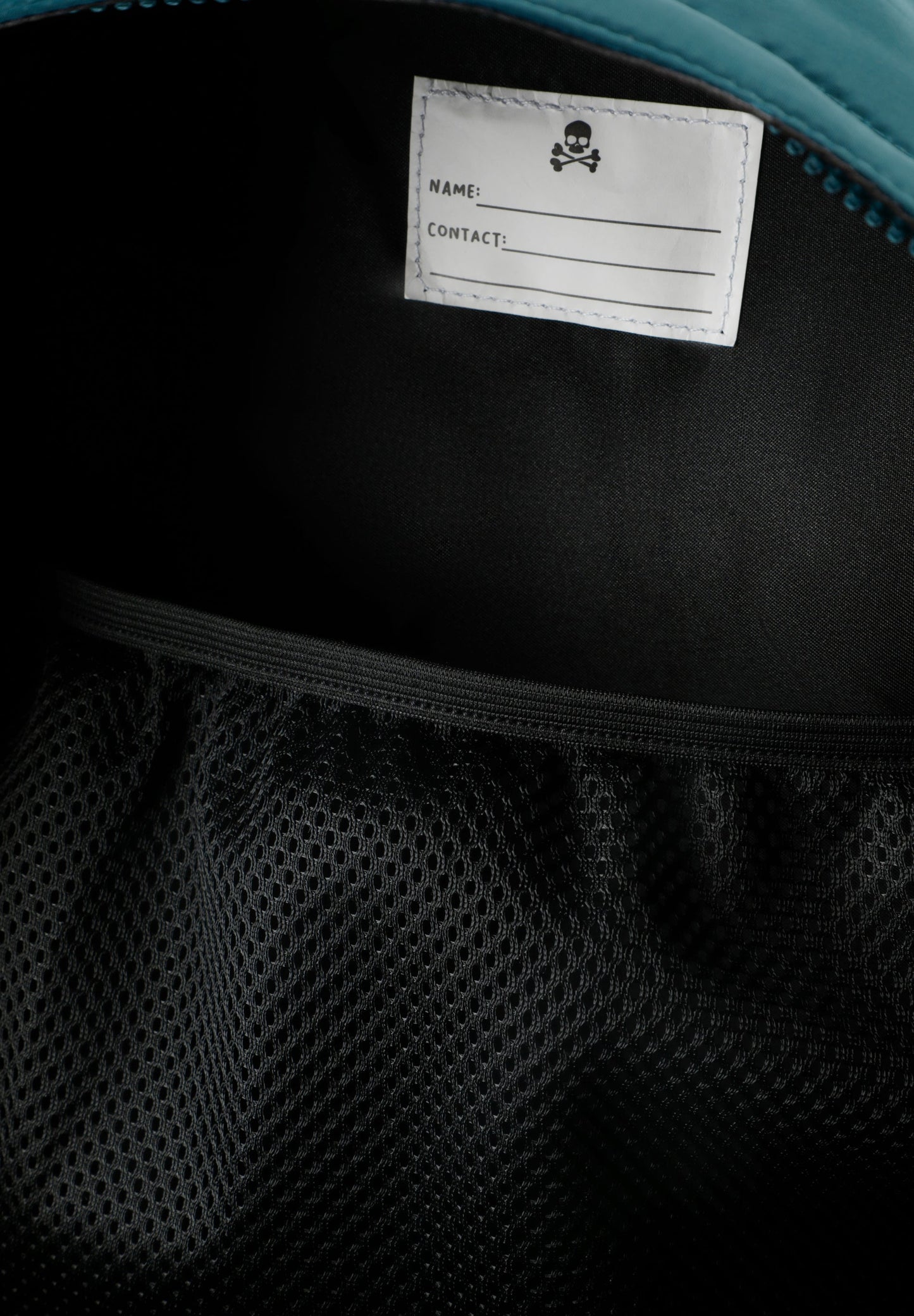 TECHNICAL BACKPACK WITH SKULL