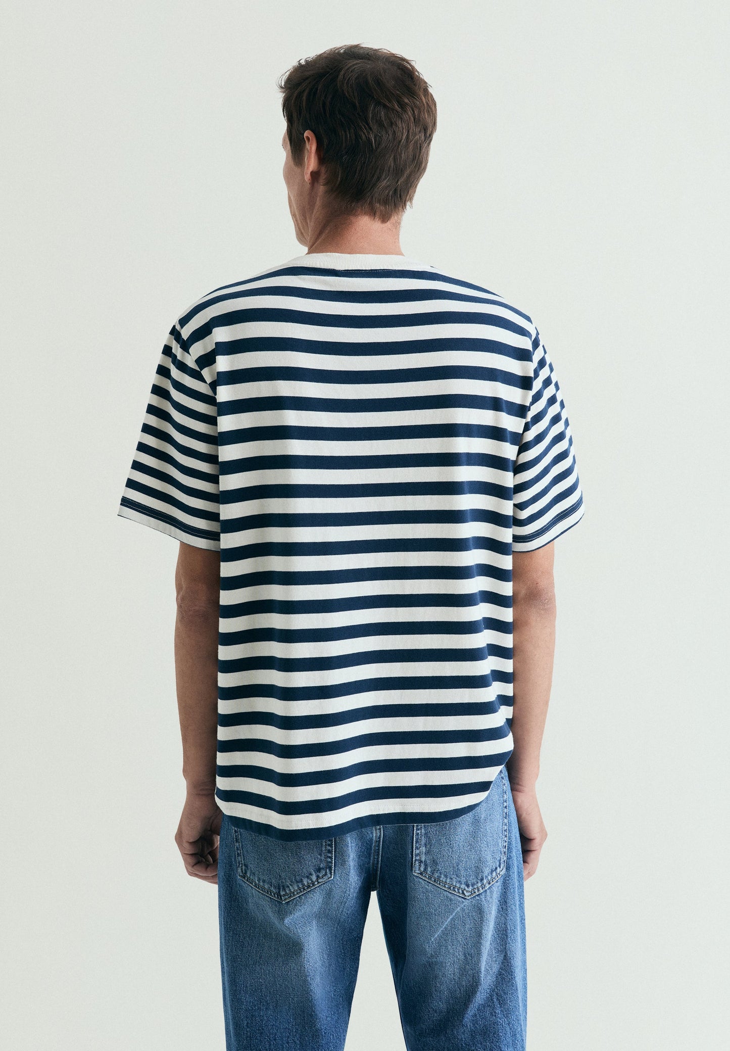 CONTRAST STRIPED T-SHIRT