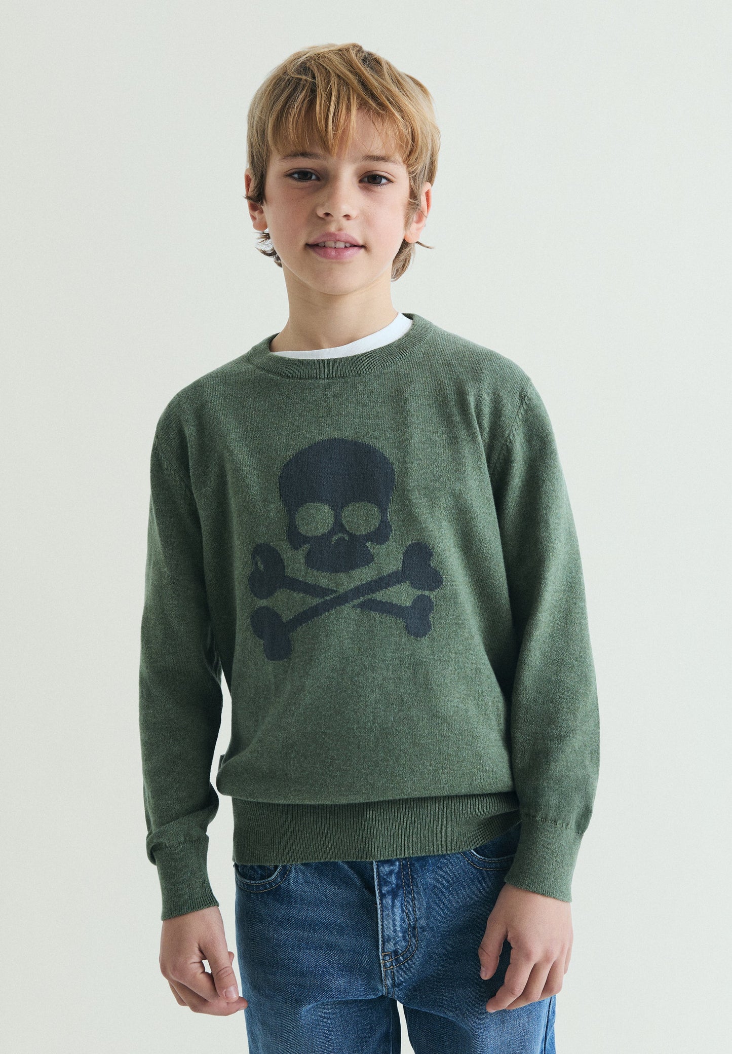 SWEATER WITH CONTRAST SKULL