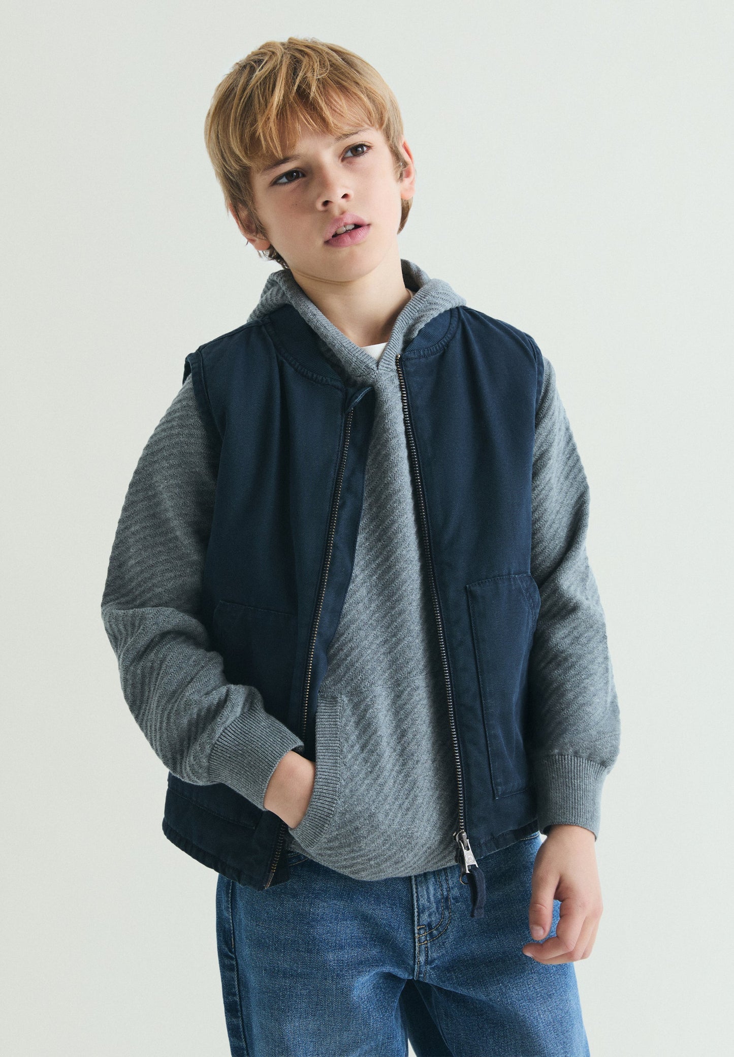 BASIC SKULL SWEATSHIRT