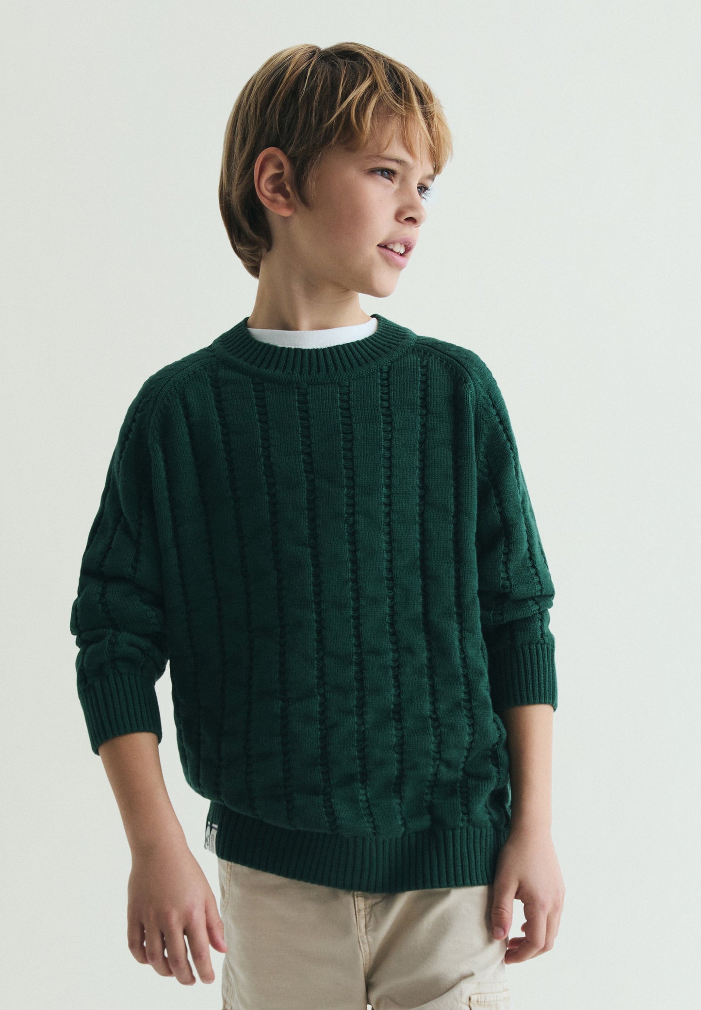 RAGLAN SLEEVE KNIT SWEATER