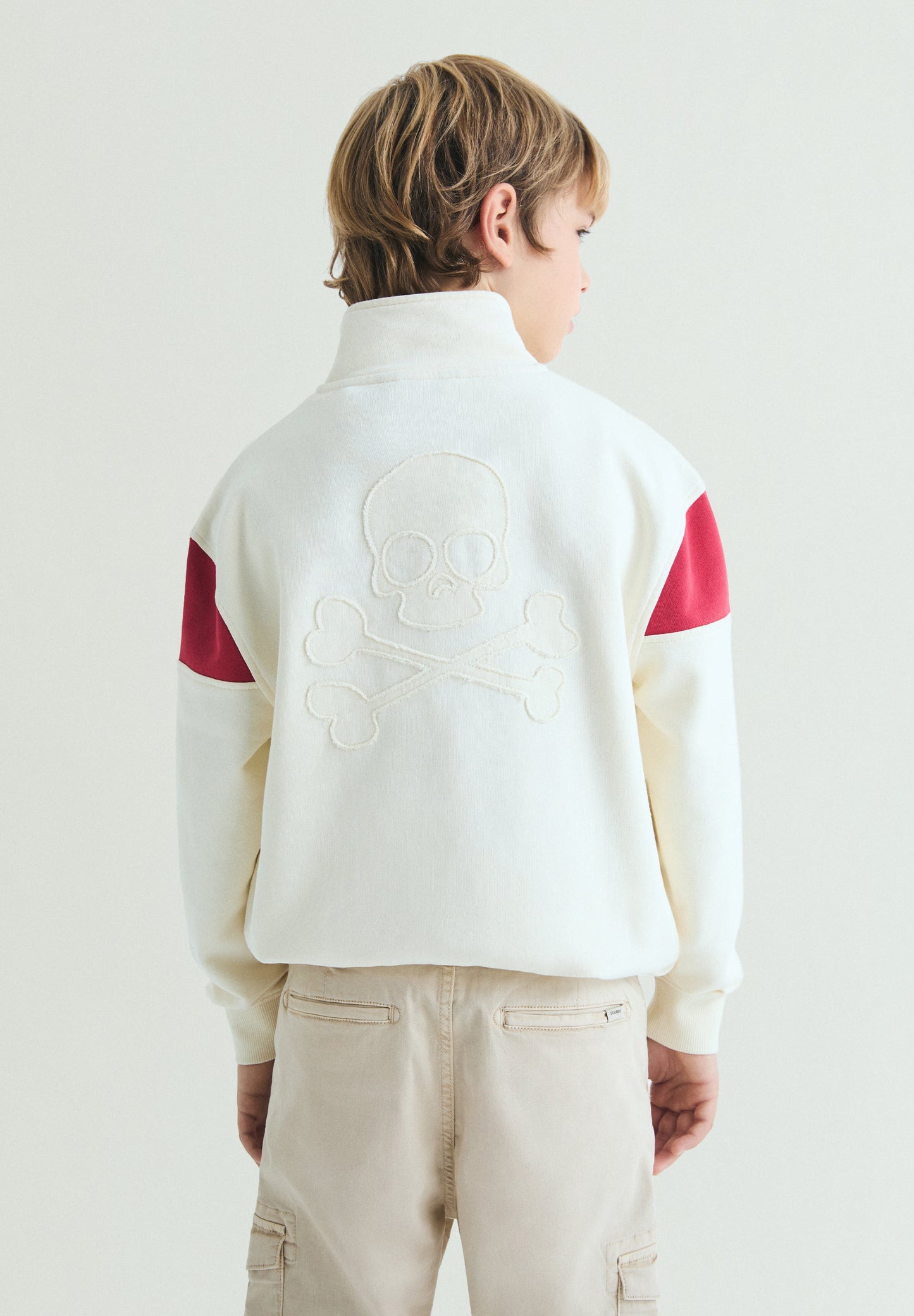 HIGH NECK ZIP-UP SWEATSHIRT