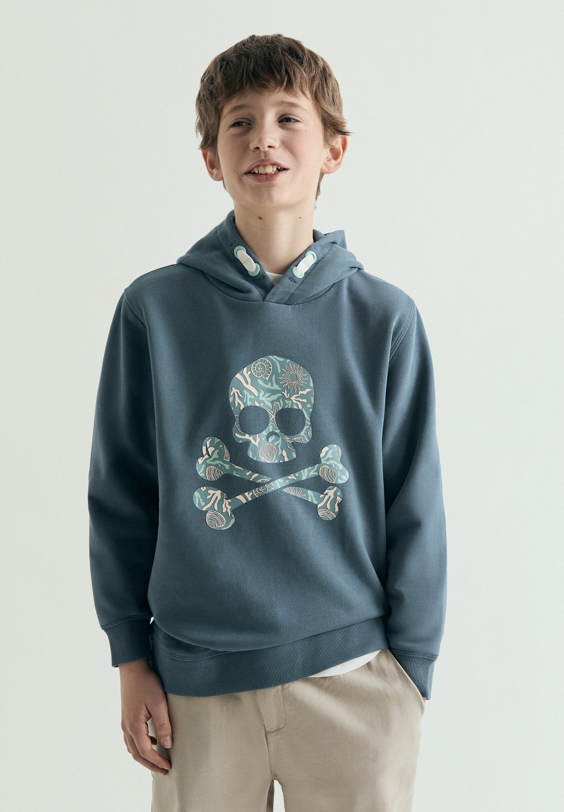 PRINTED SKULL DETAIL HOODIE
