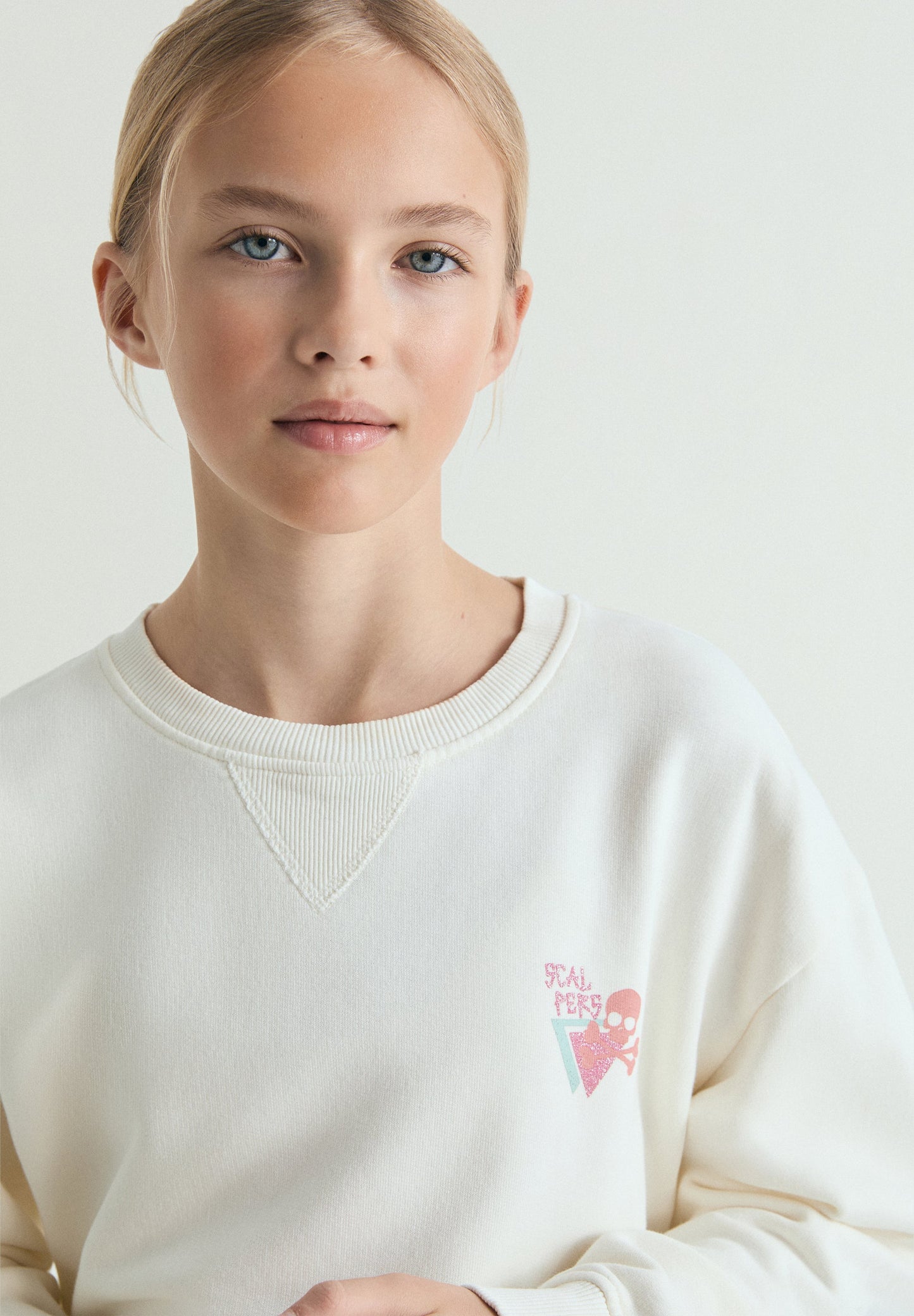SWEATSHIRT WITH PRINTED BACK