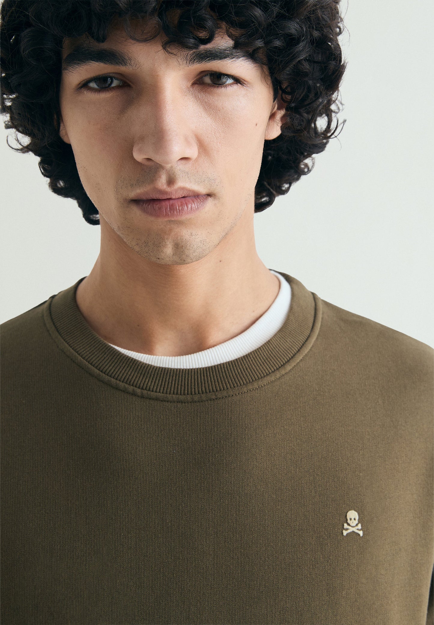 BASIC SWEATSHIRT WITH BACK PRINT