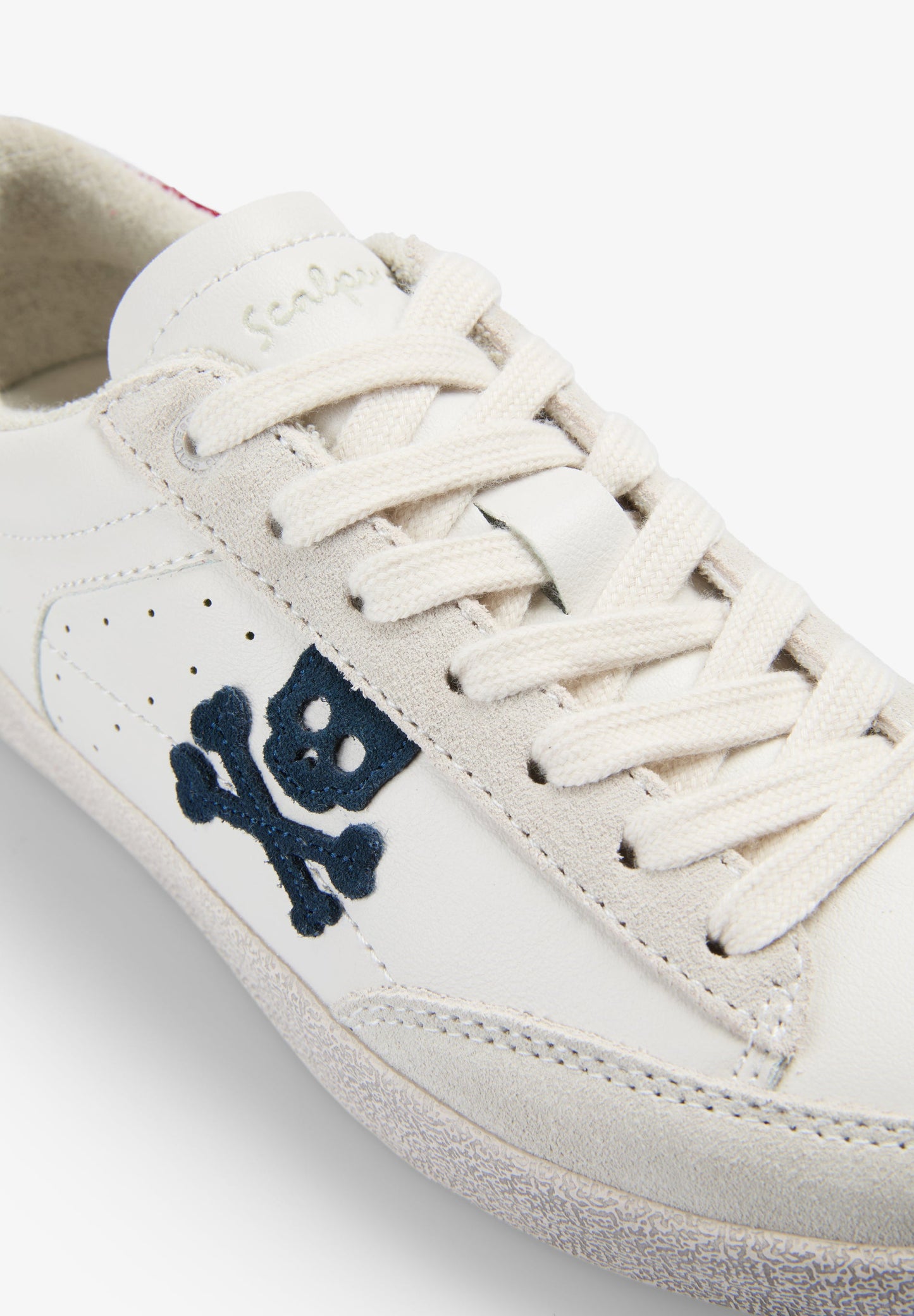 SNEAKERS WITH CONTRAST SKULL