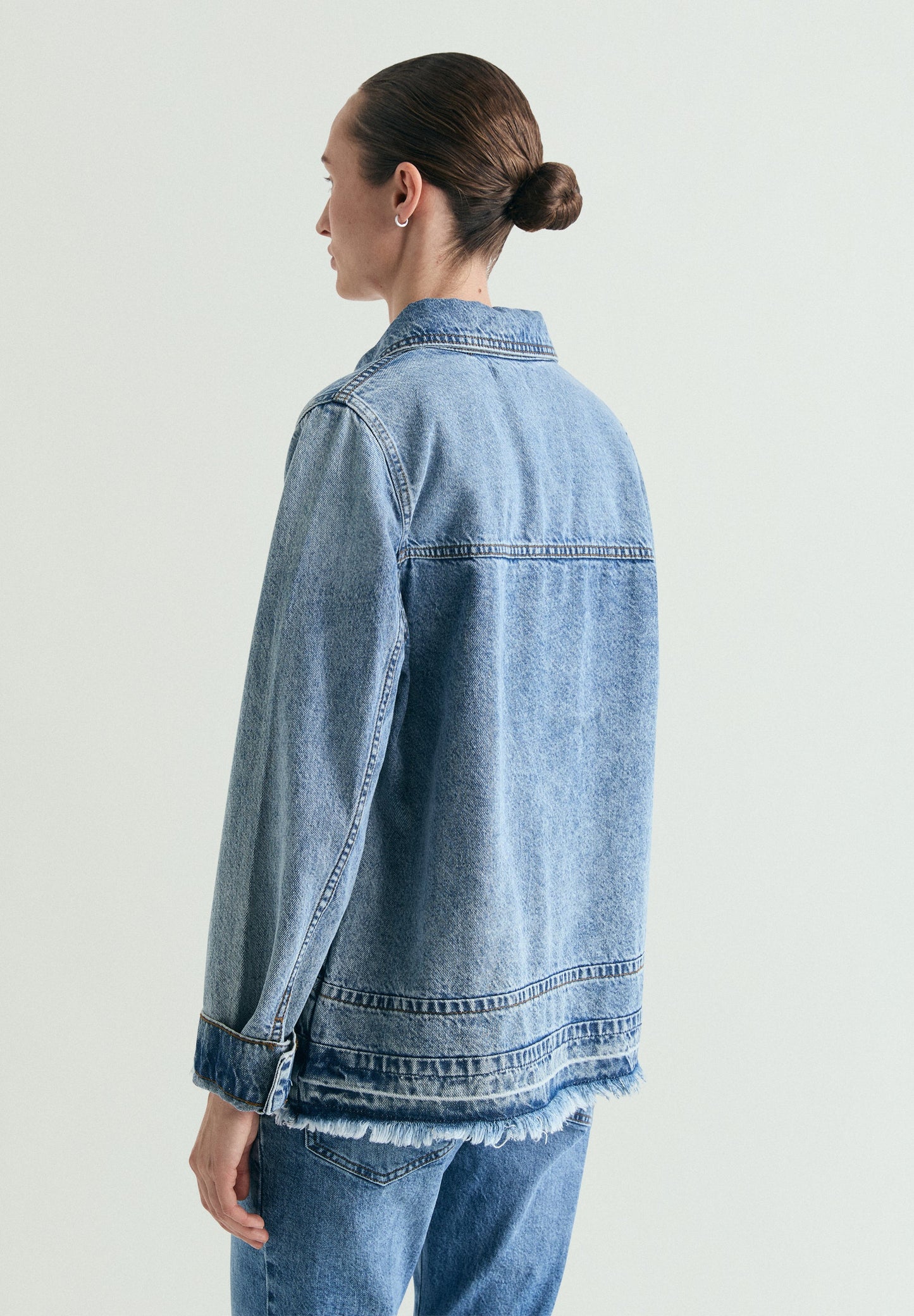 WASHED DENIM SHIRT