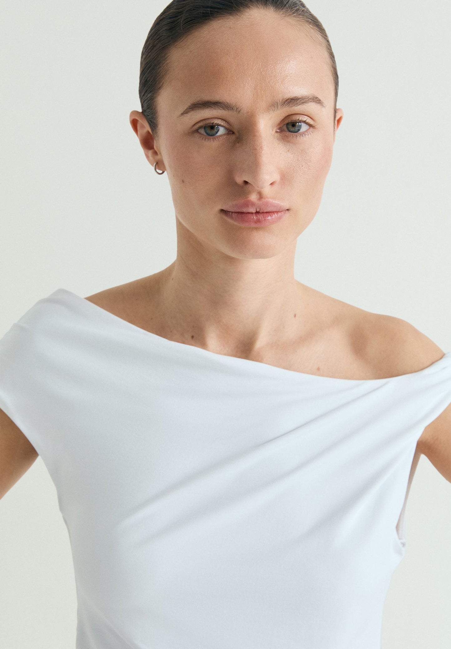 ASYMMETRIC DRAPED T-SHIRT