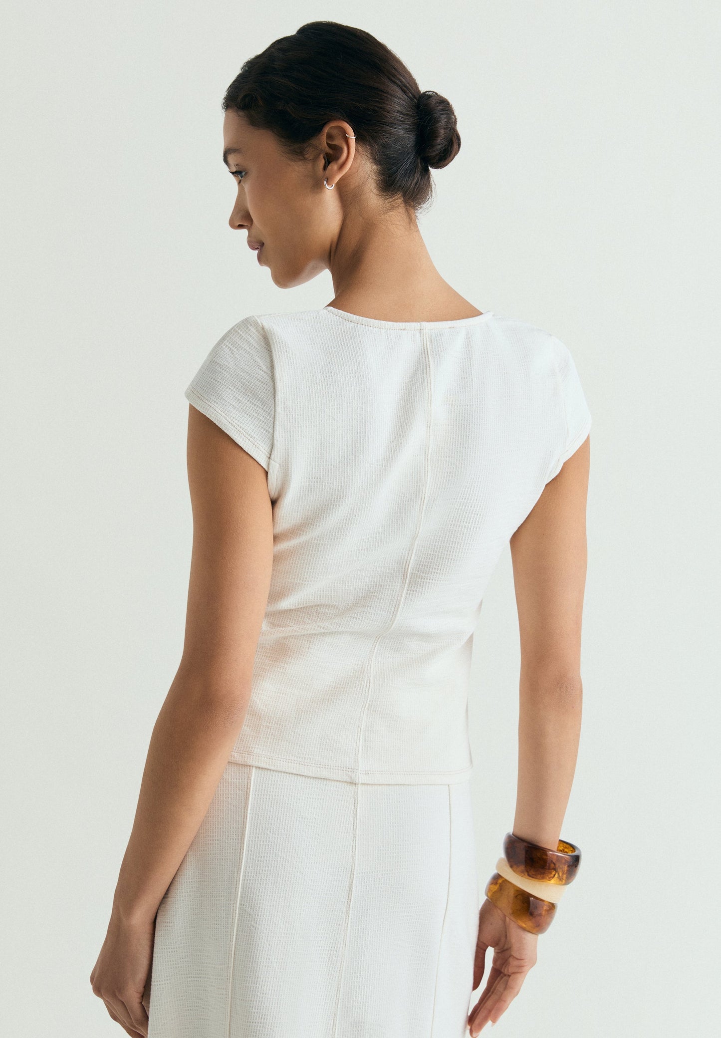 TEXTURED TOP