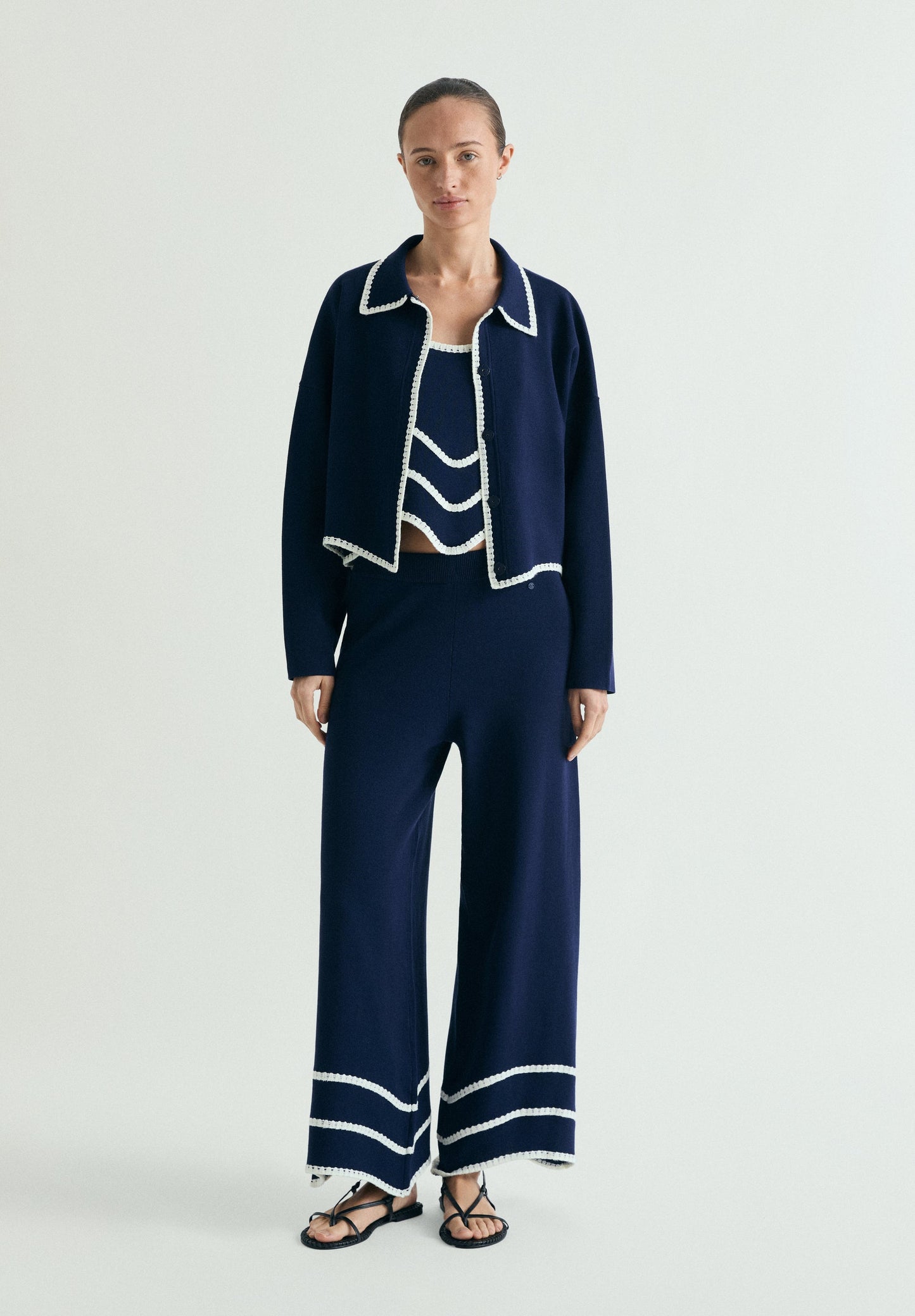 CONTRAST FINE KNIT CARDIGAN