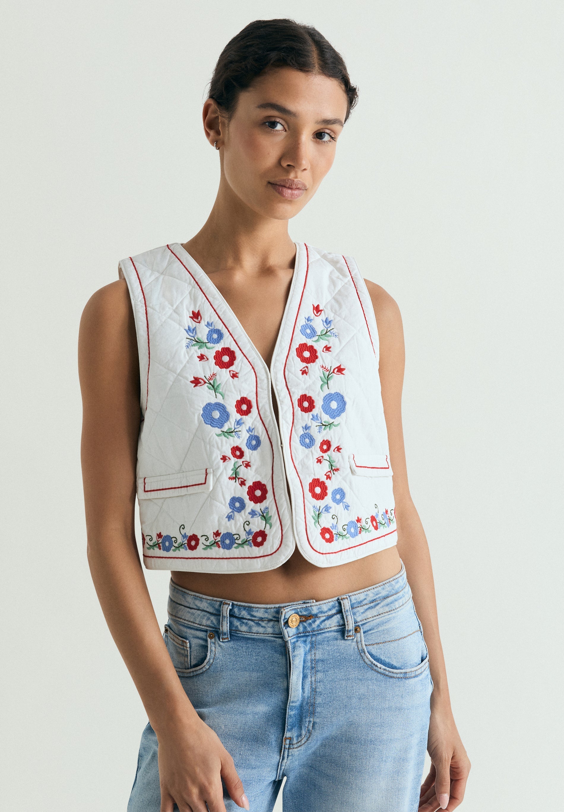 EMBROIDERED QUILTED WAISTCOAT