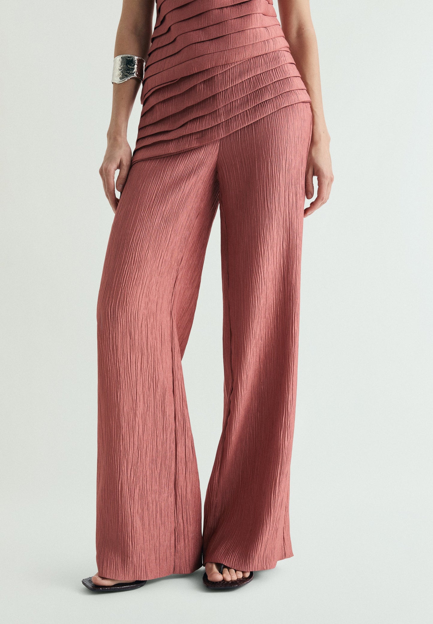 TEXTURED DRAPED TROUSERS