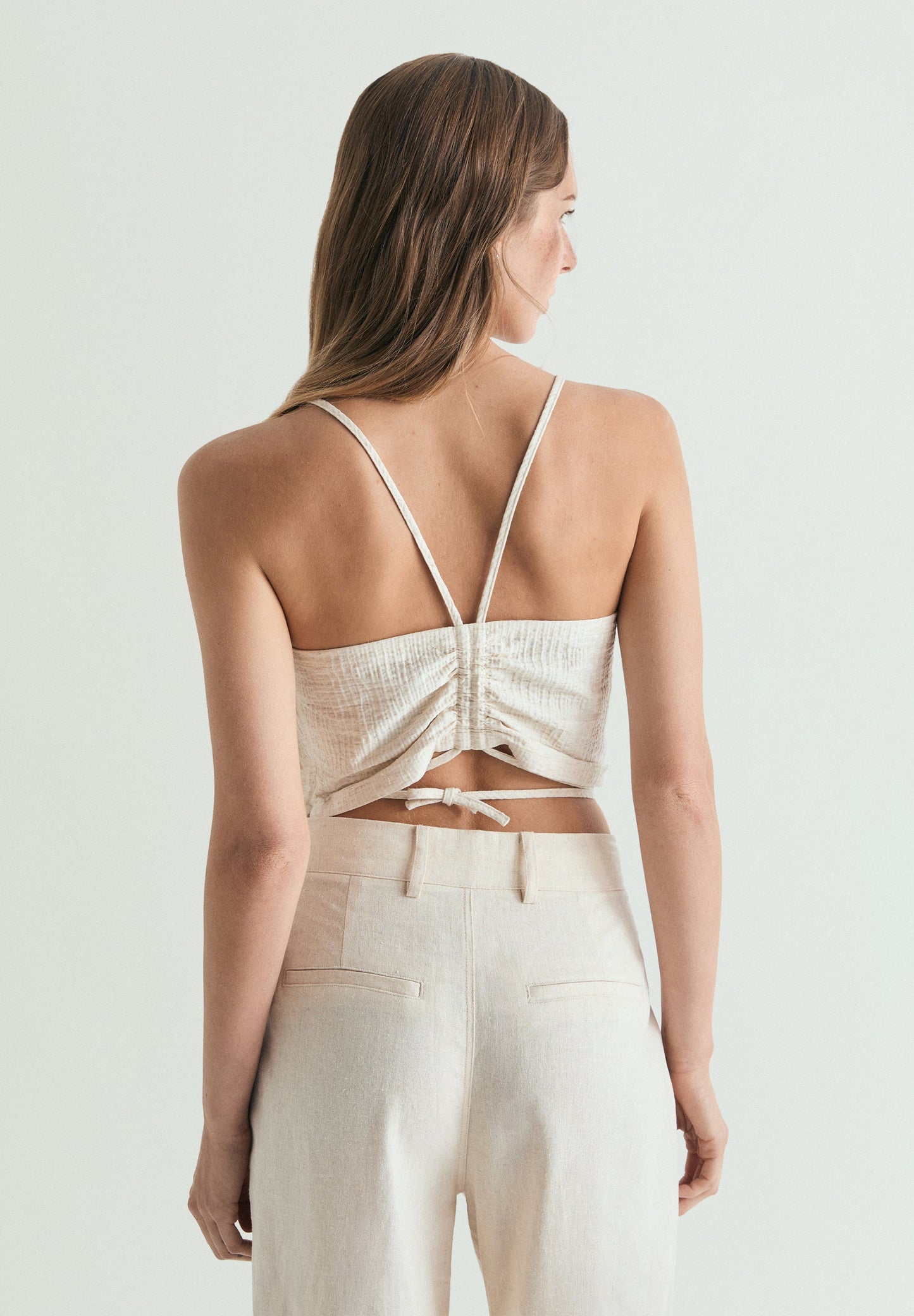 TOP WITH FLORAL DETAIL