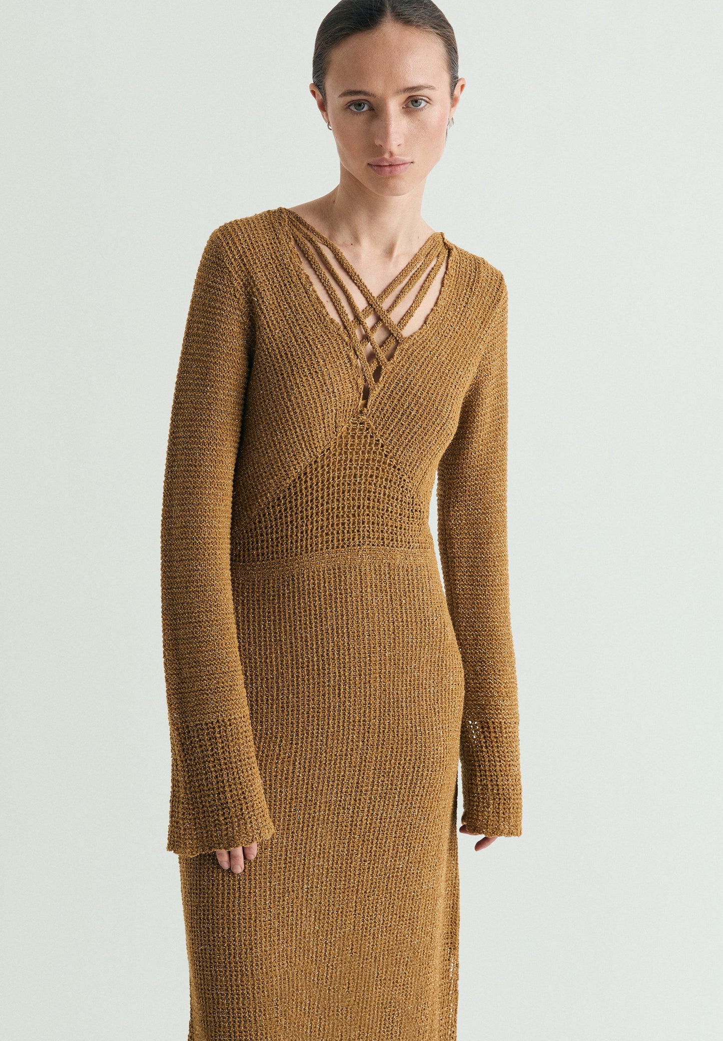 METALLIC THREAD KNIT DRESS