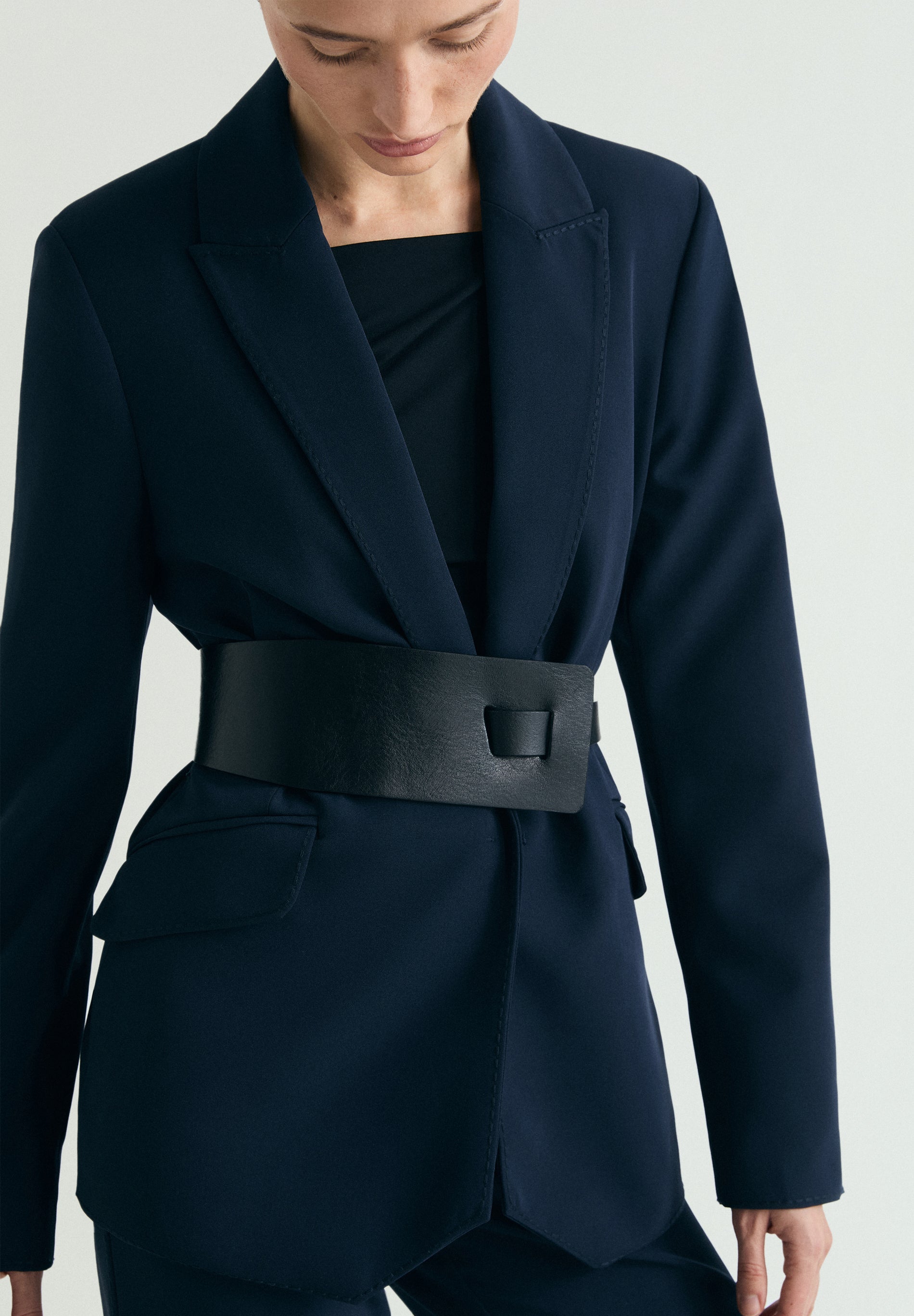 100% LEATHER SASH-STYLE BELT