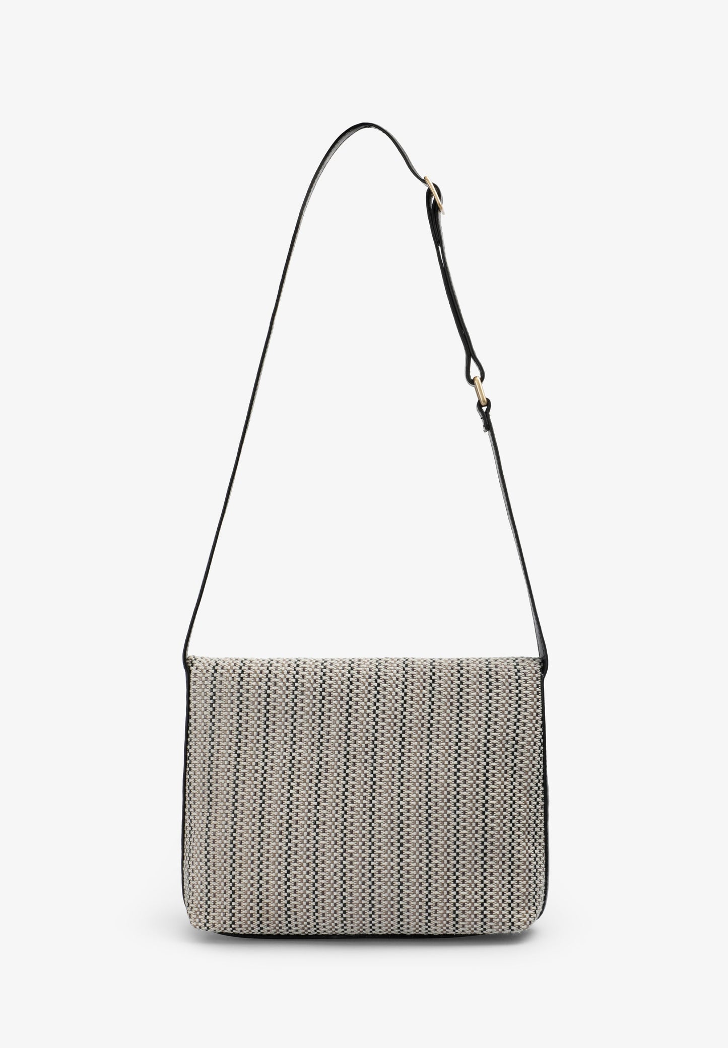 BRAIDED CLUTCH BAG