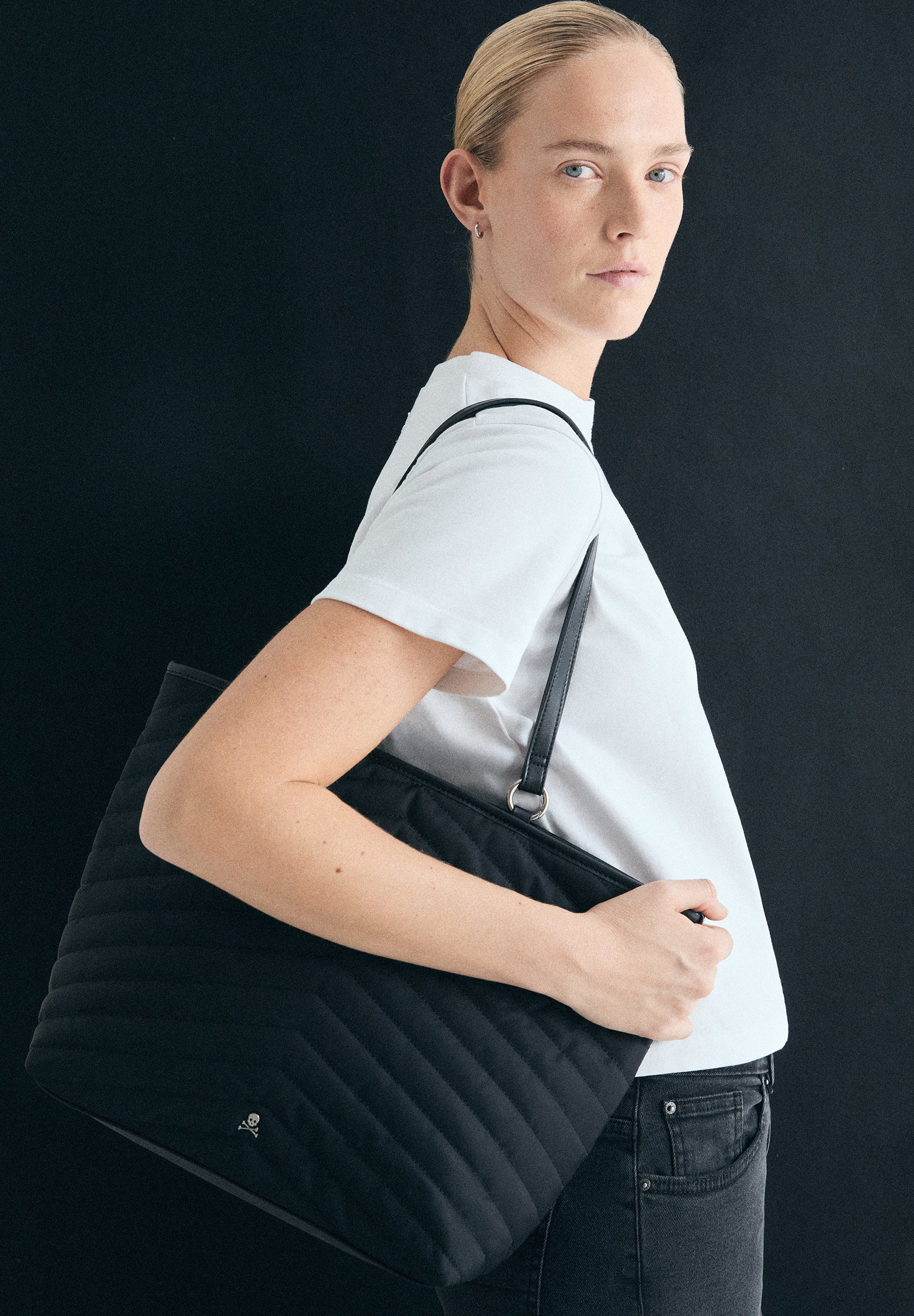 QUILTED TOTE BAG