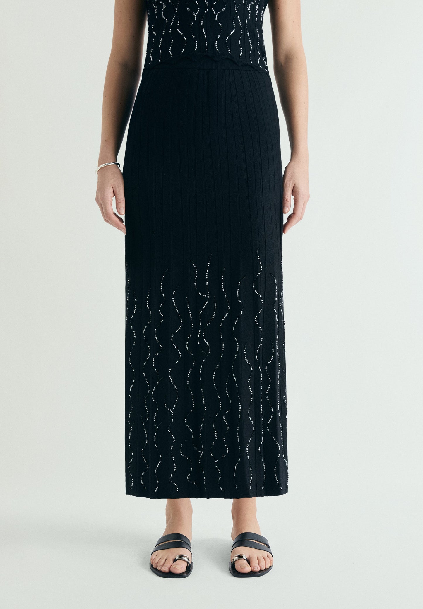 MIDI KNIT SKIRT WITH BEADS