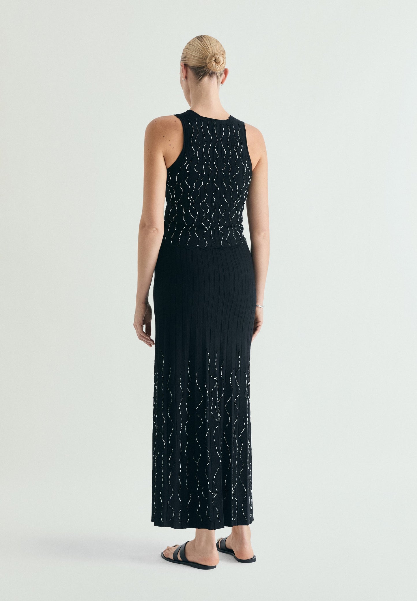 MIDI KNIT SKIRT WITH BEADS