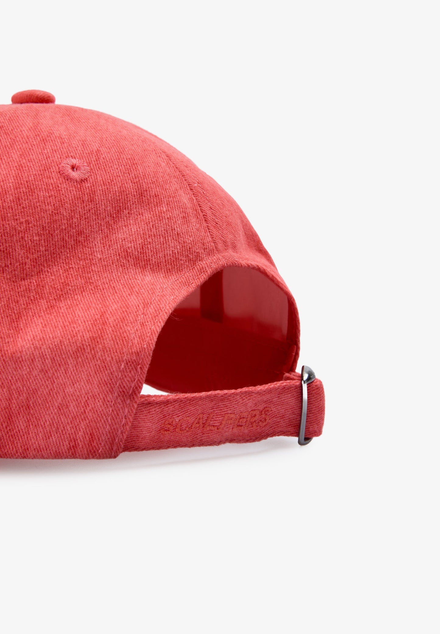 MATCHING CAP WITH SKULL