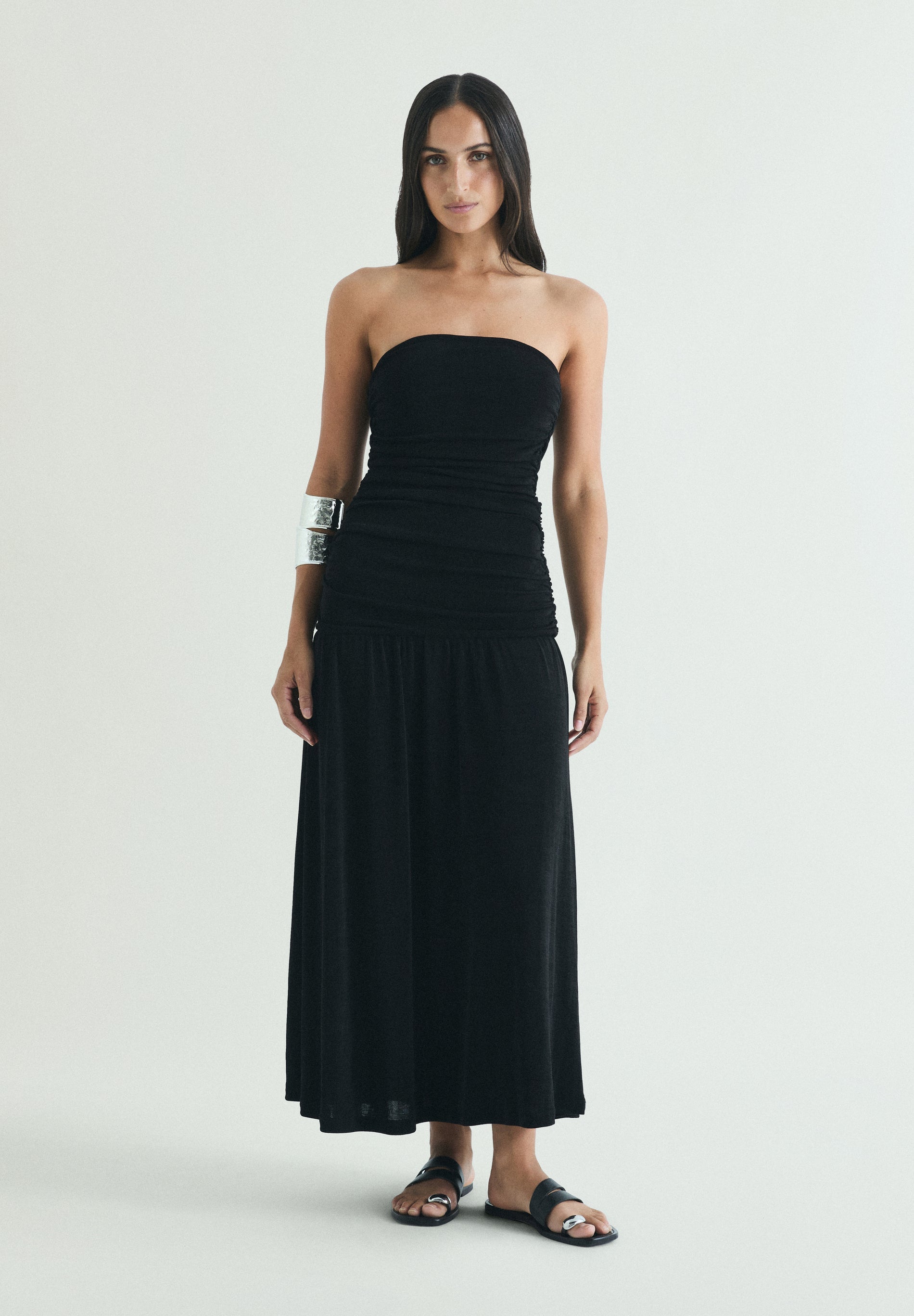 GATHERED KNIT DRESS