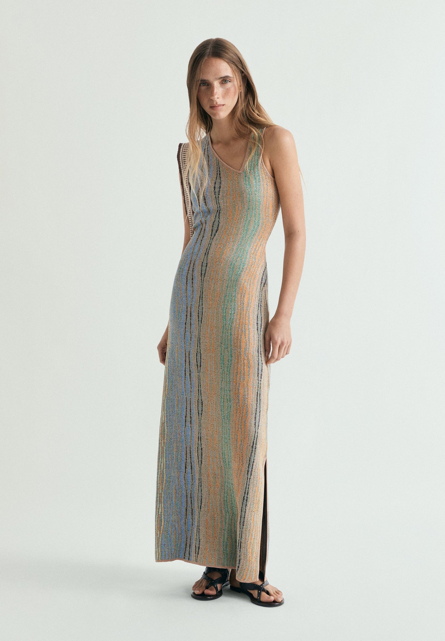 LONG JACQUARD DRESS WITH CUT-OUT