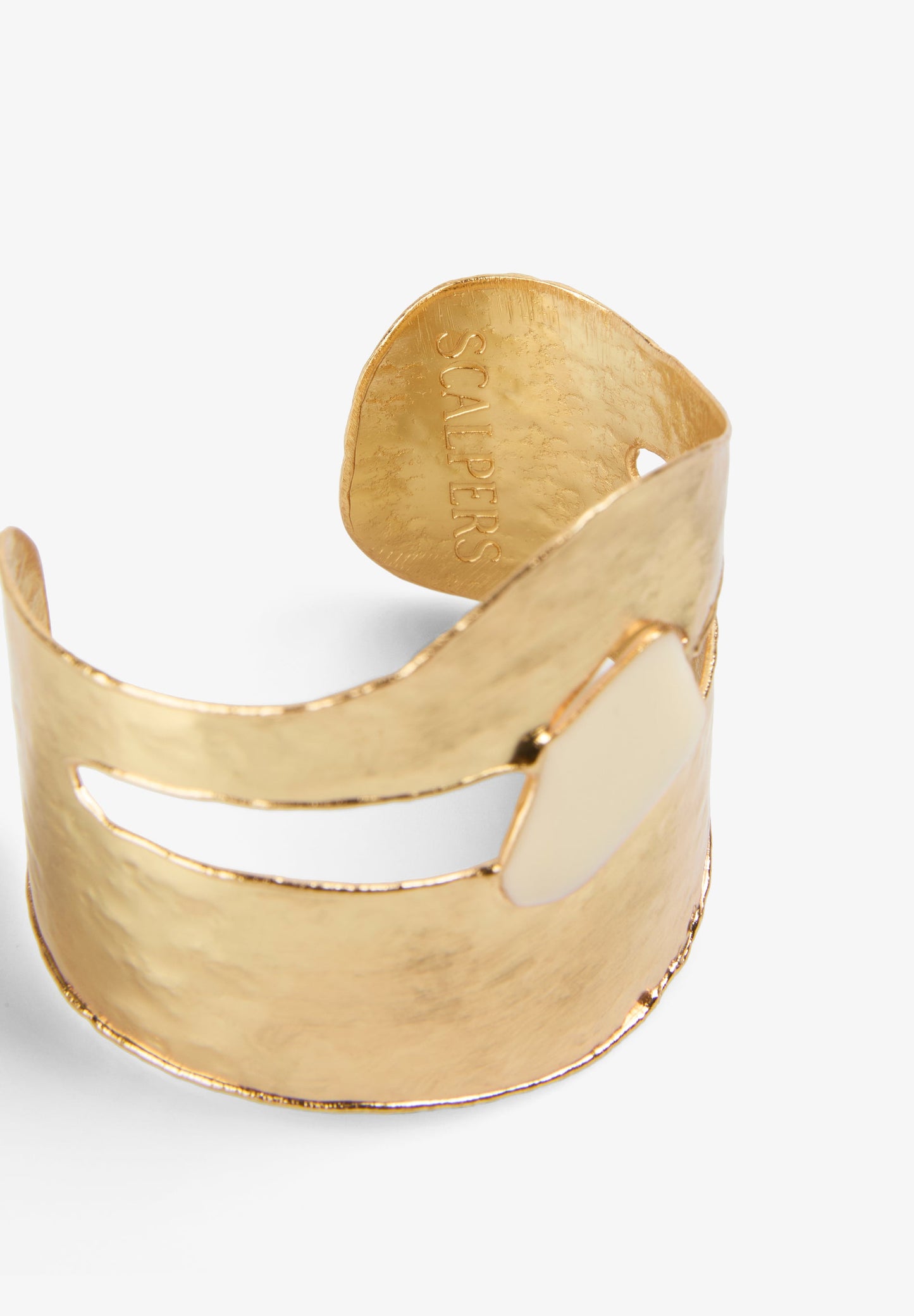 TEXTURED GOLD TONE BRACELET