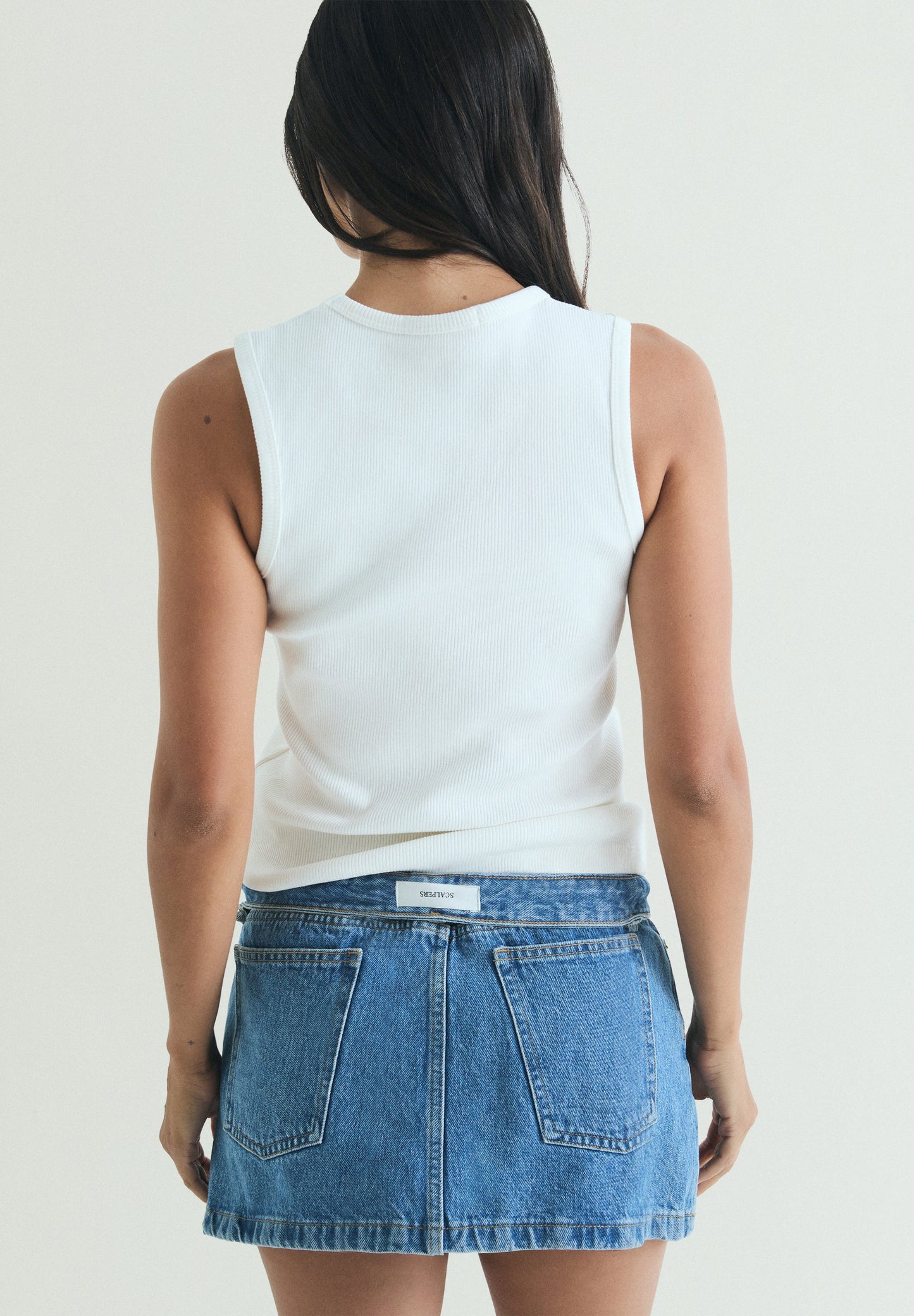 TOP WITH SLIT DETAIL