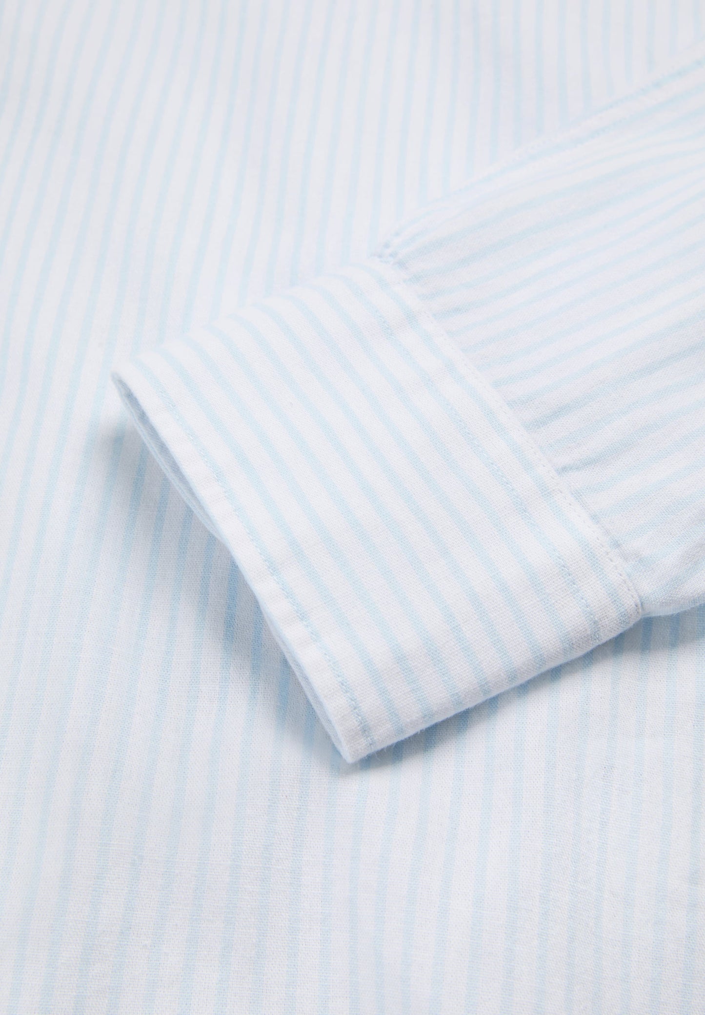 SCTHIN JON BD BT SHIRT