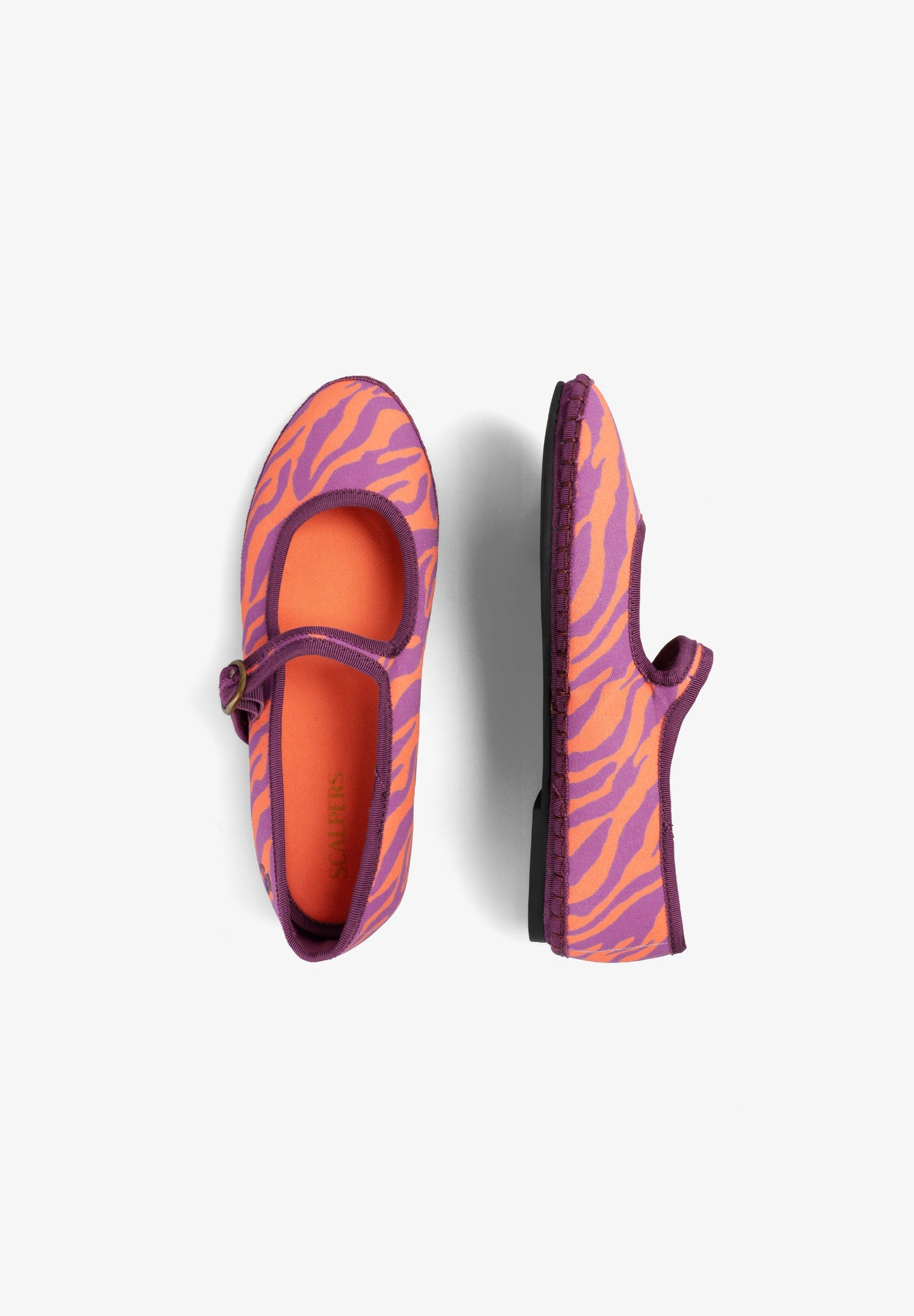 ANIMAL PRINT BALLET FLATS