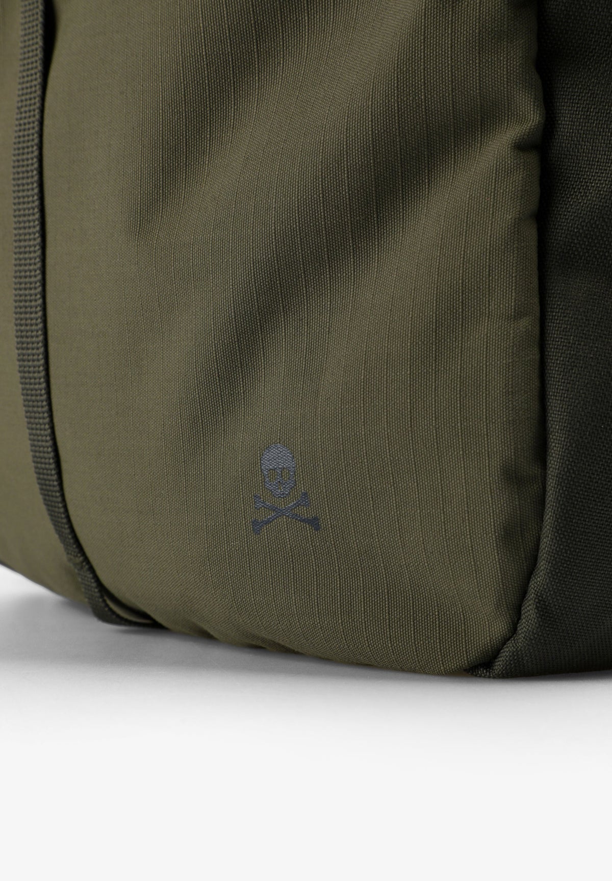TECHNICAL BACKPACK WITH POCKETS