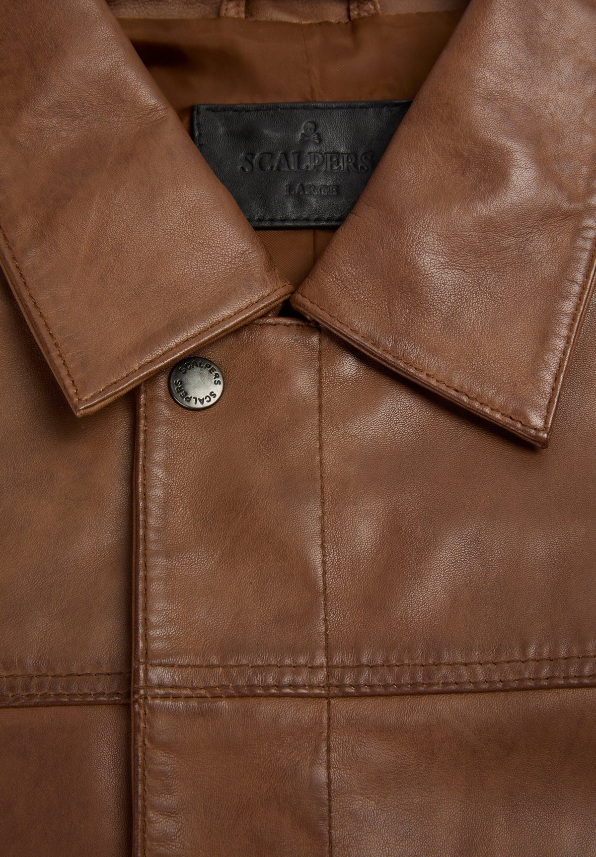 LEATHER JACKET WITH POCKETS