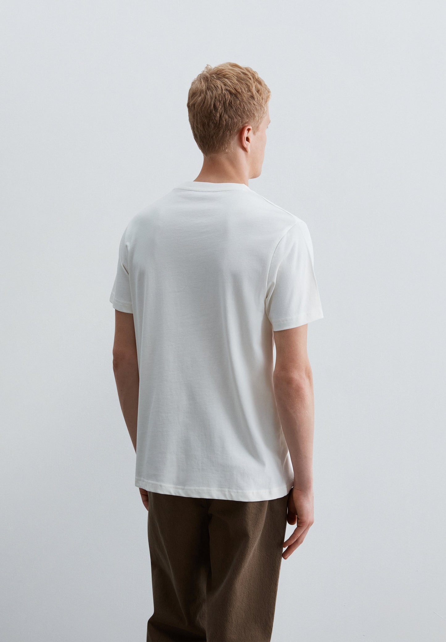 HEAVY KNIT EMBROIDERED T-SHIRT