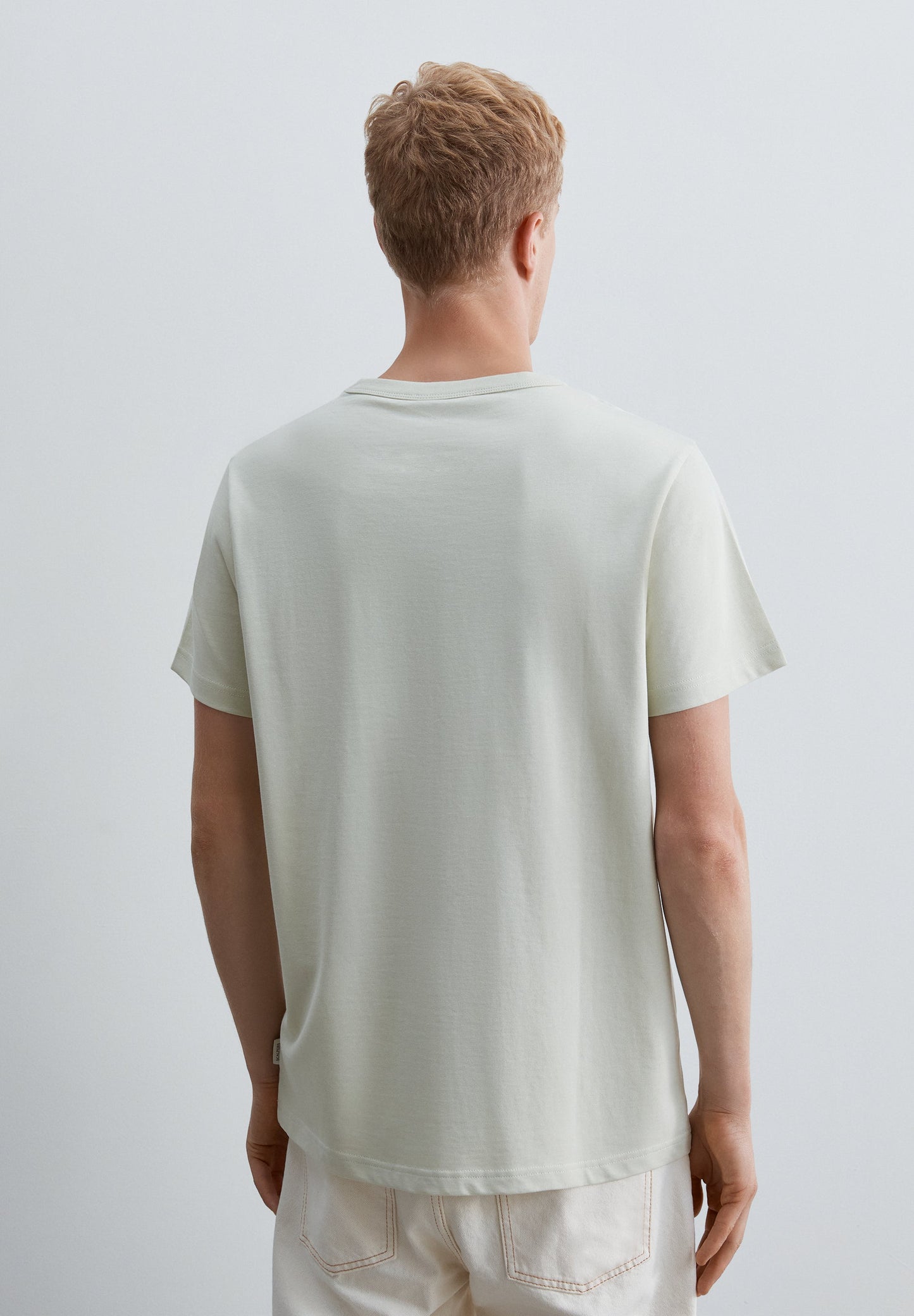 T-SHIRT WITH CONTRAST SKULL