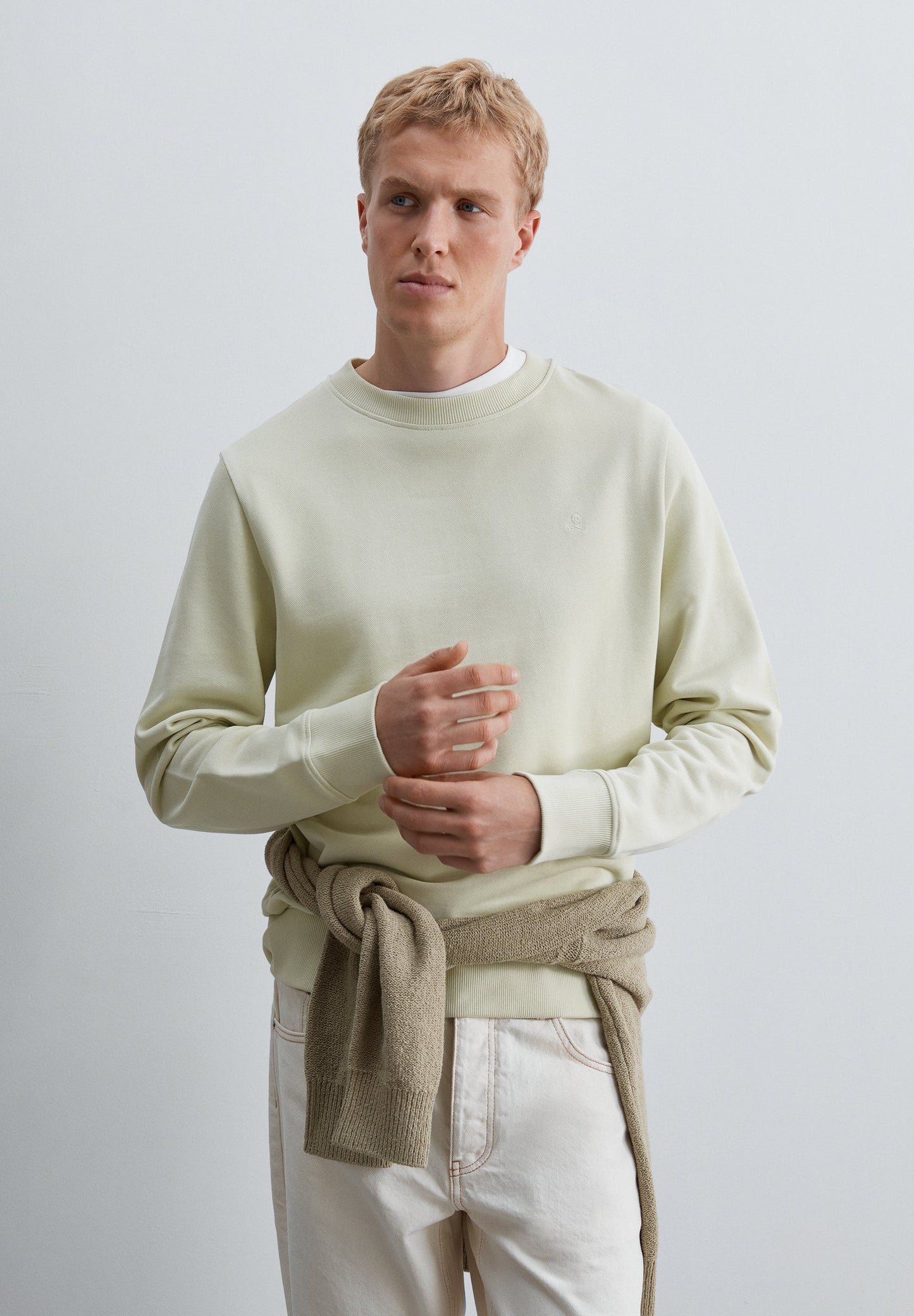 CREWNECK SWEATSHIRT WITH TONAL EMBROIDERY