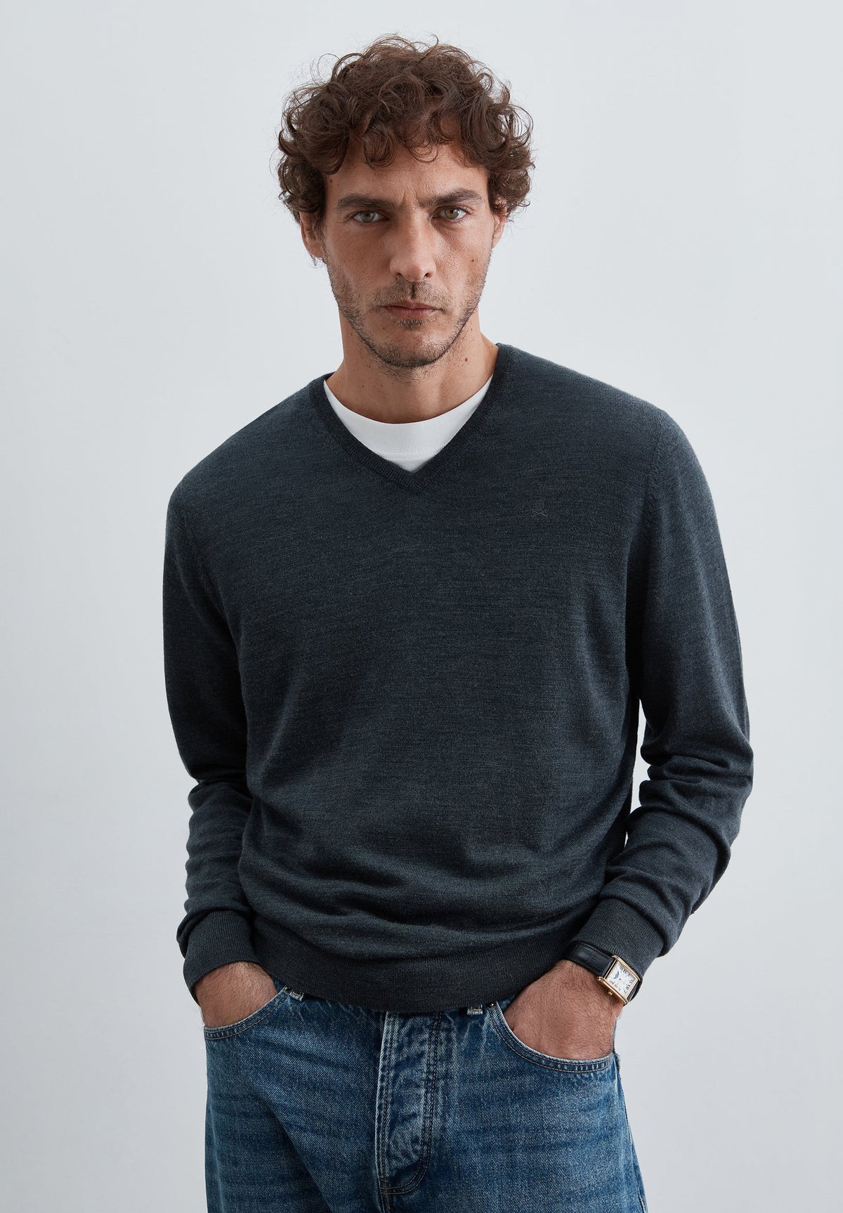 V-NECK WOOL SWEATER