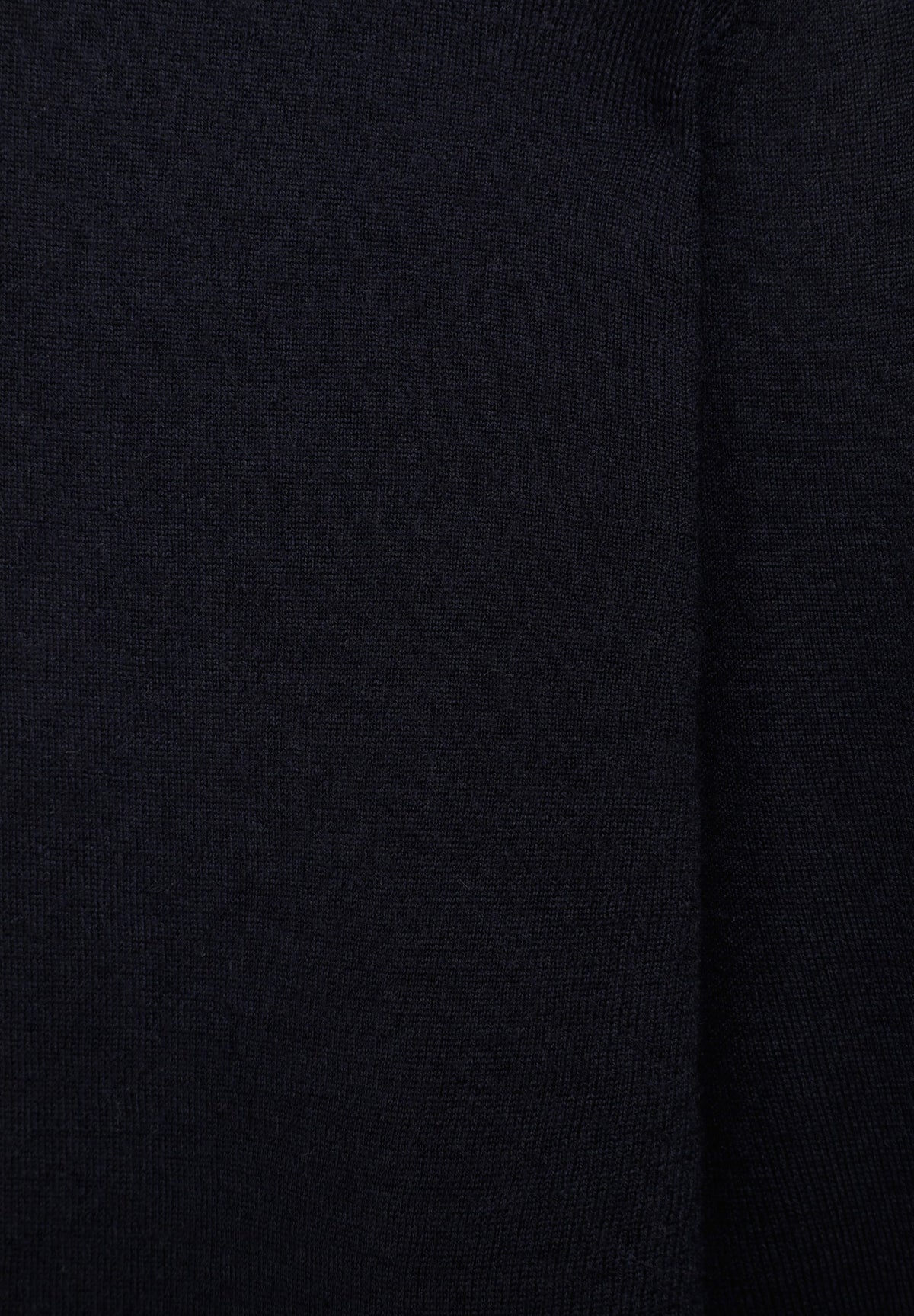 100% WOOL SWEATER