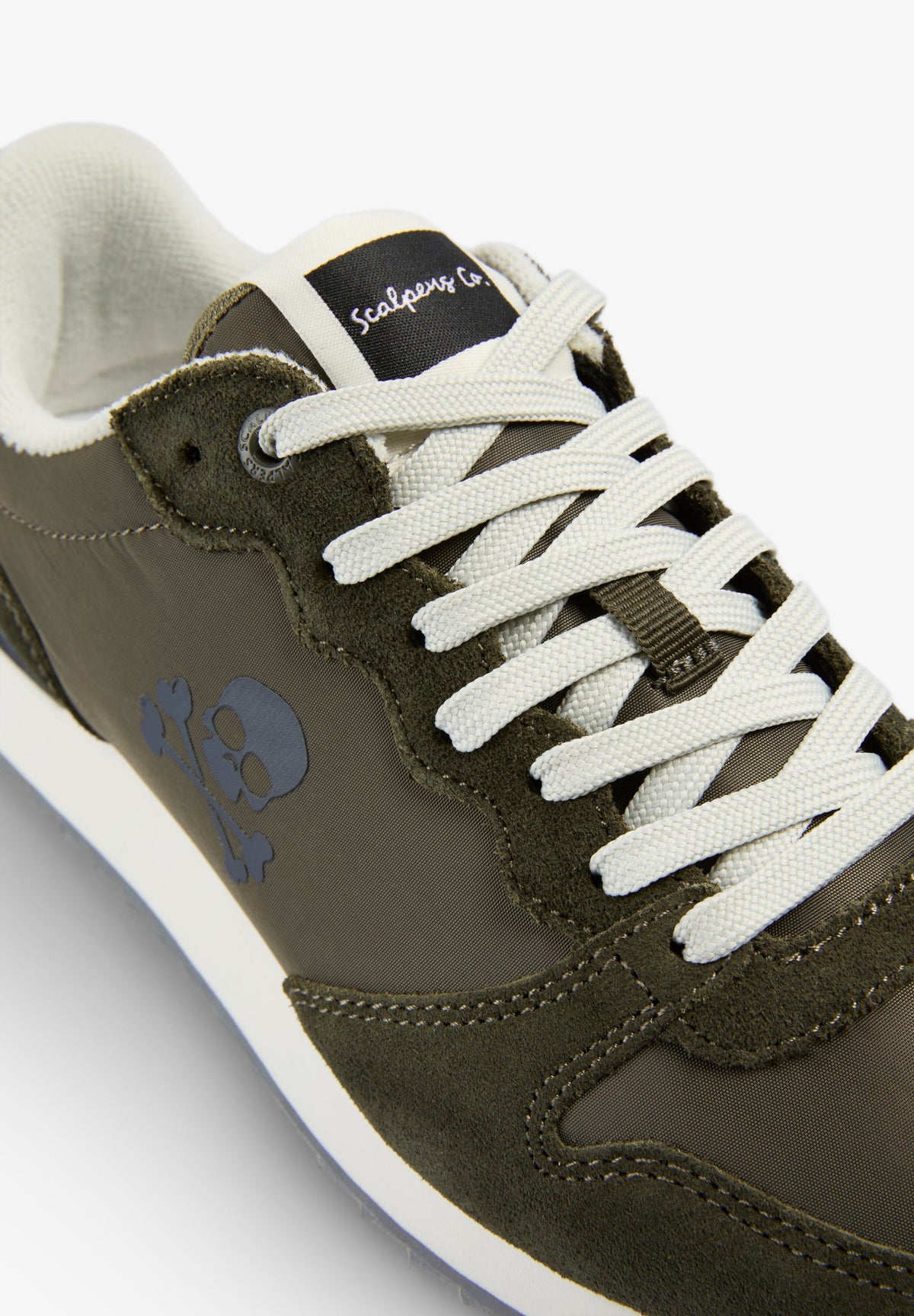SNEAKERS WITH SIDE SKULL