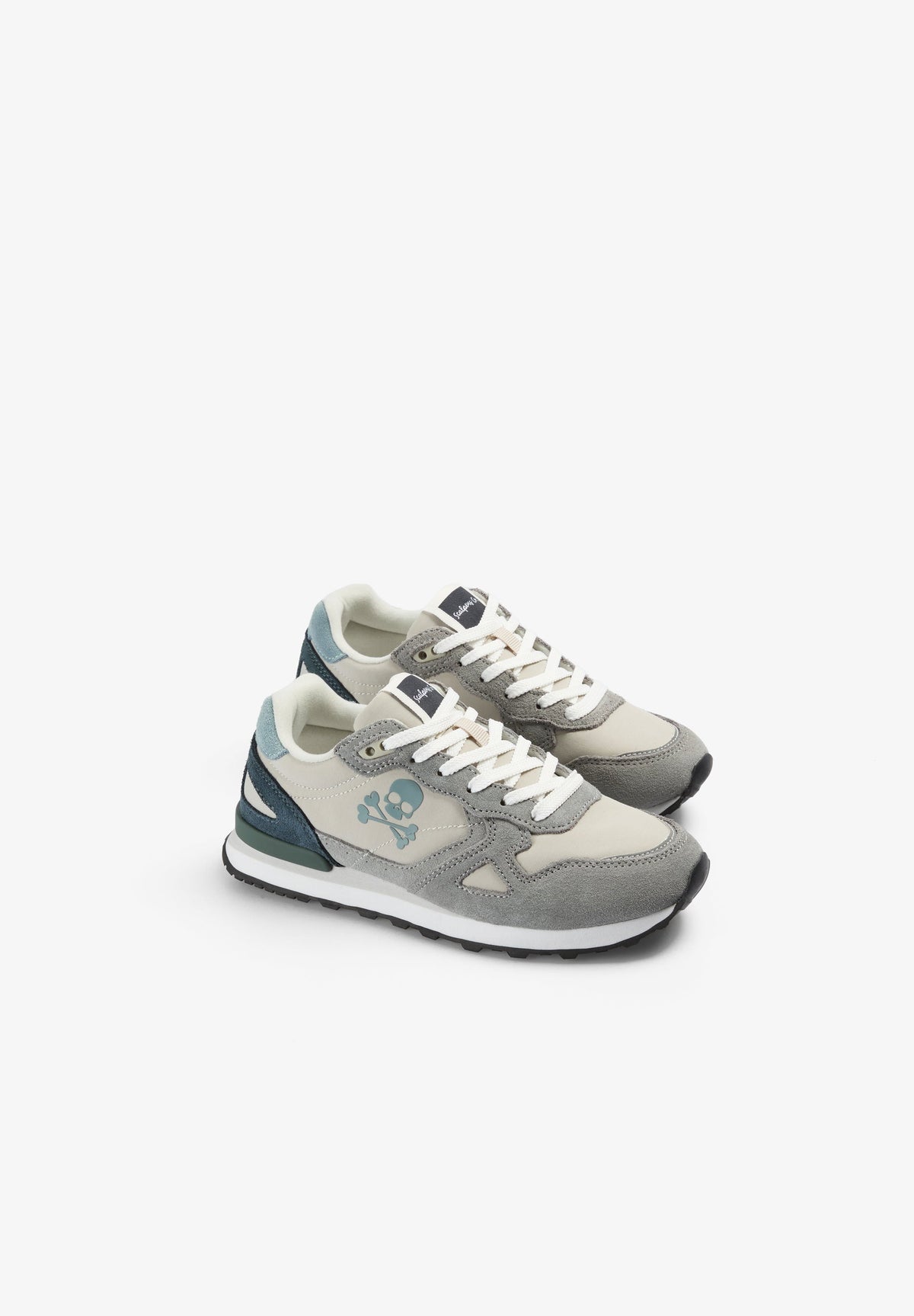 SNEAKERS WITH SIDE SKULL