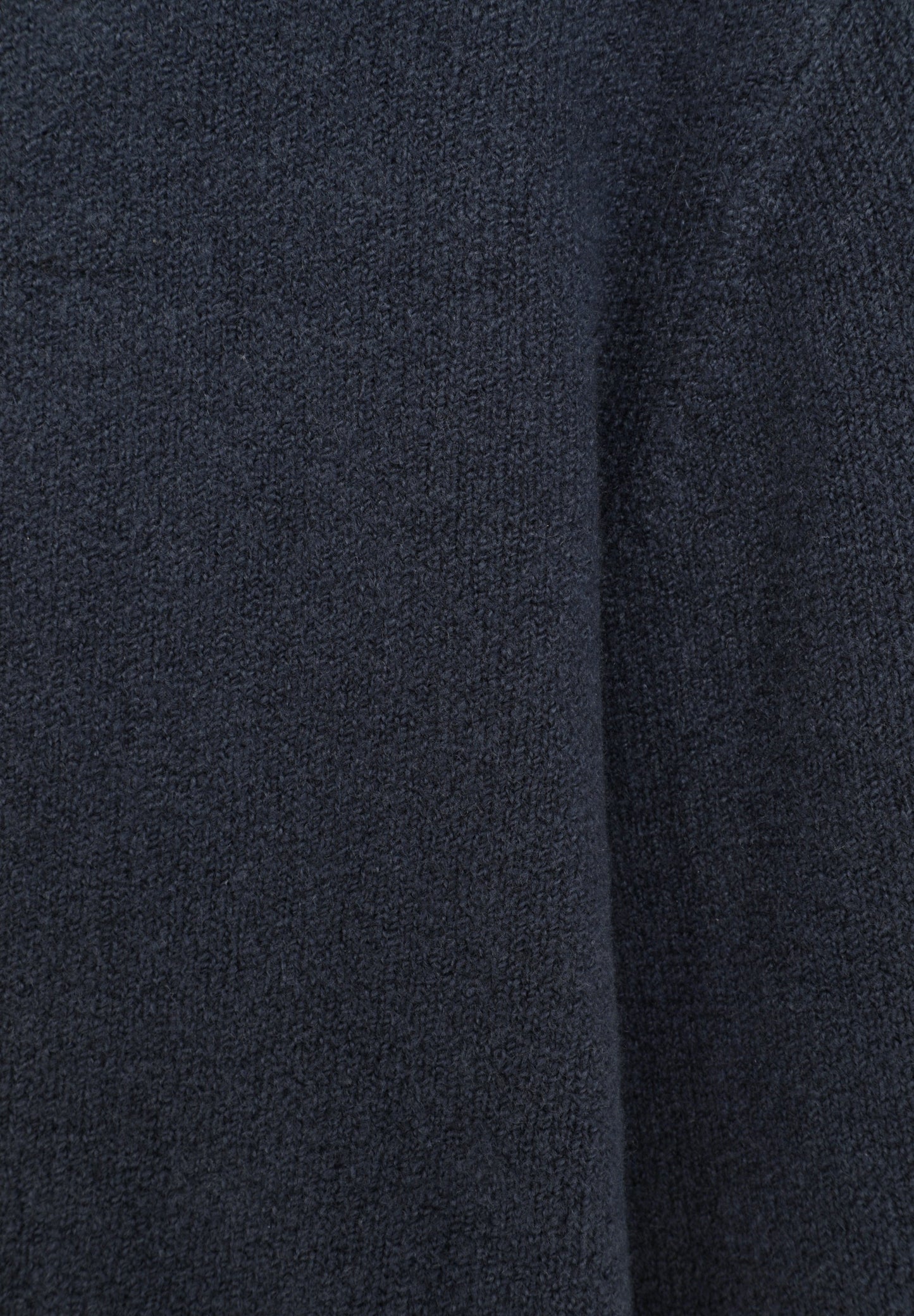 ROUND NECK RUSTIC SWEATER