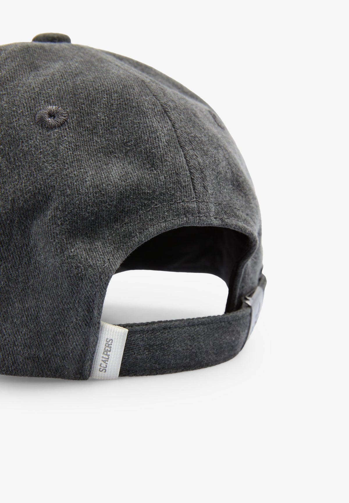 CAP WITH LUREX SKULL