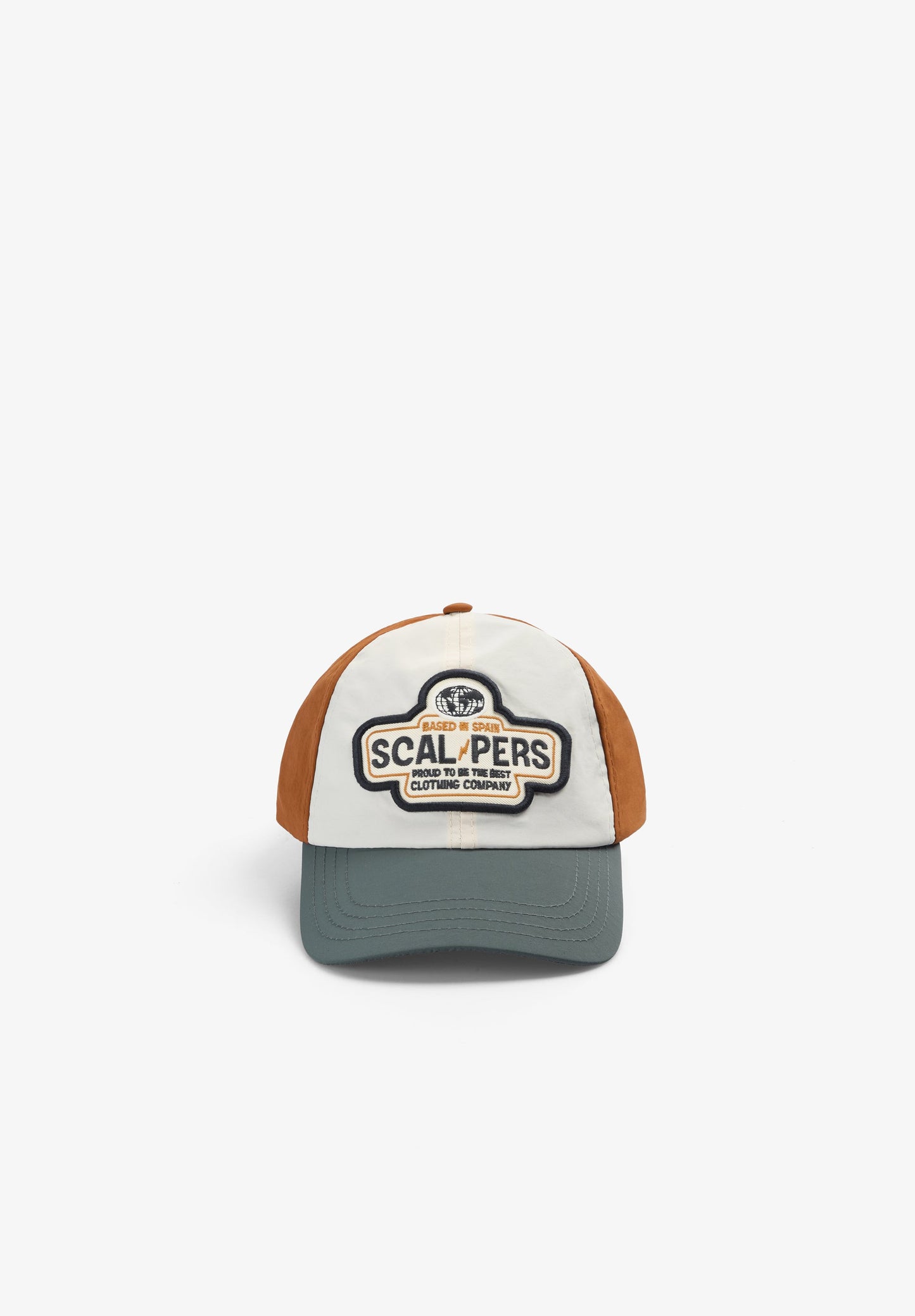 CAP WITH CONTRAST PATCH