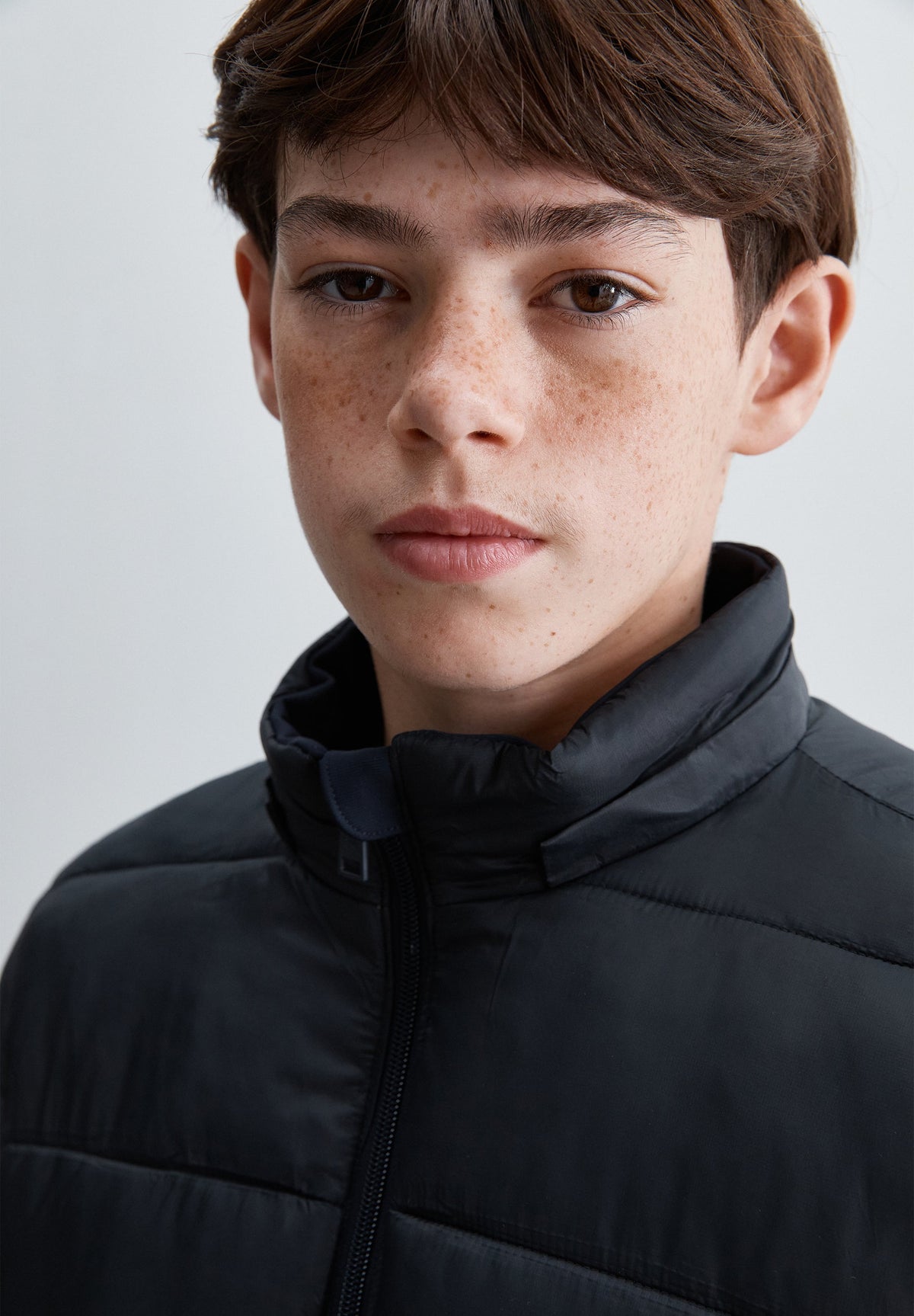 REVERSIBLE JACKET WITH HOOD