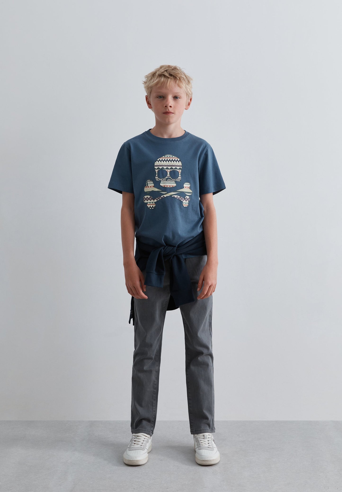 SLIM FIT JEANS