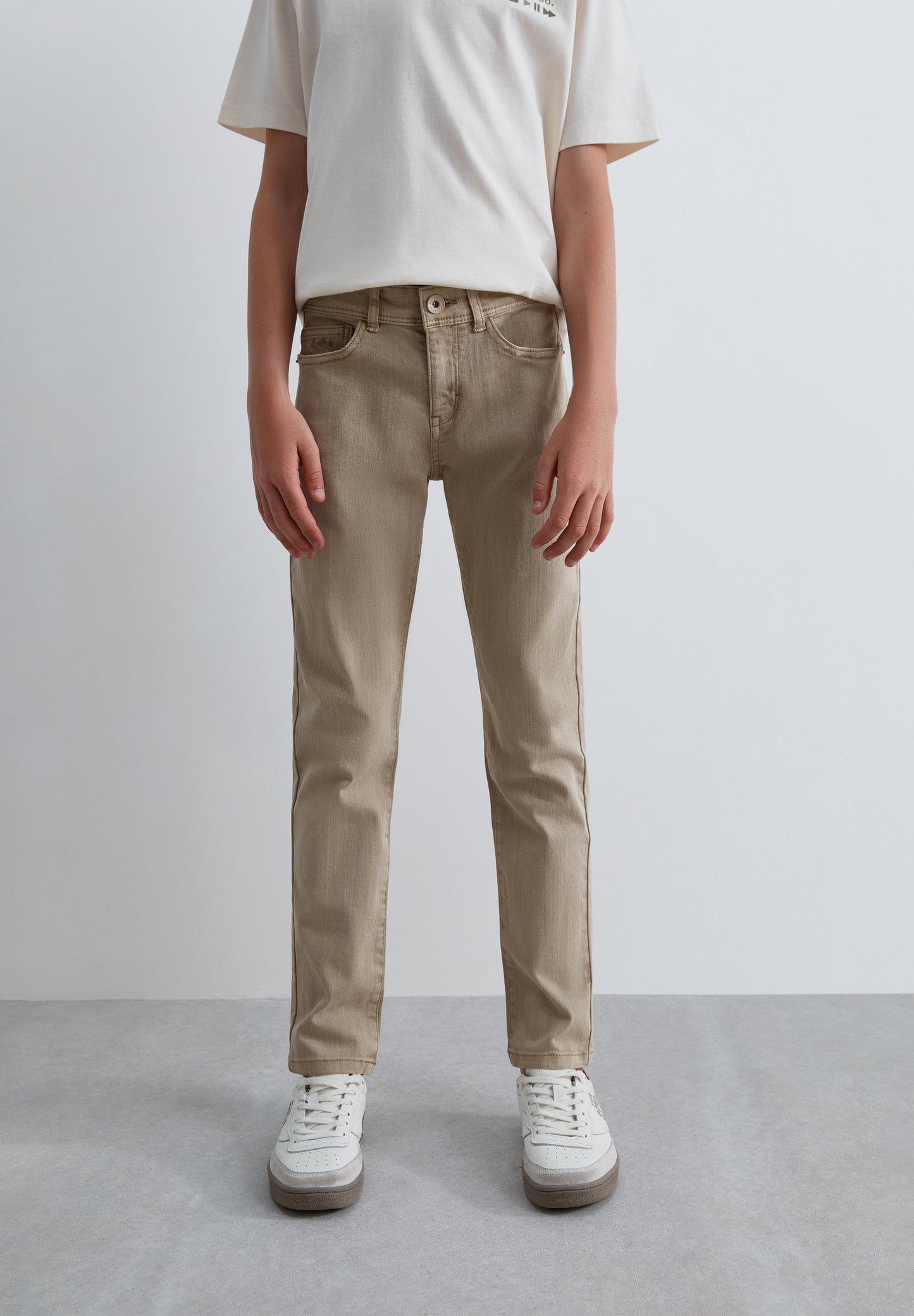 SLIM FIT JEANS