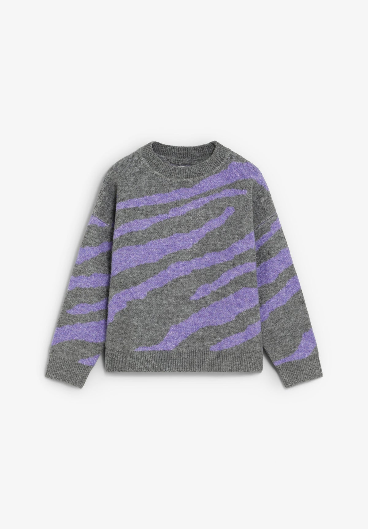 ANIMAL PRINT SWEATER