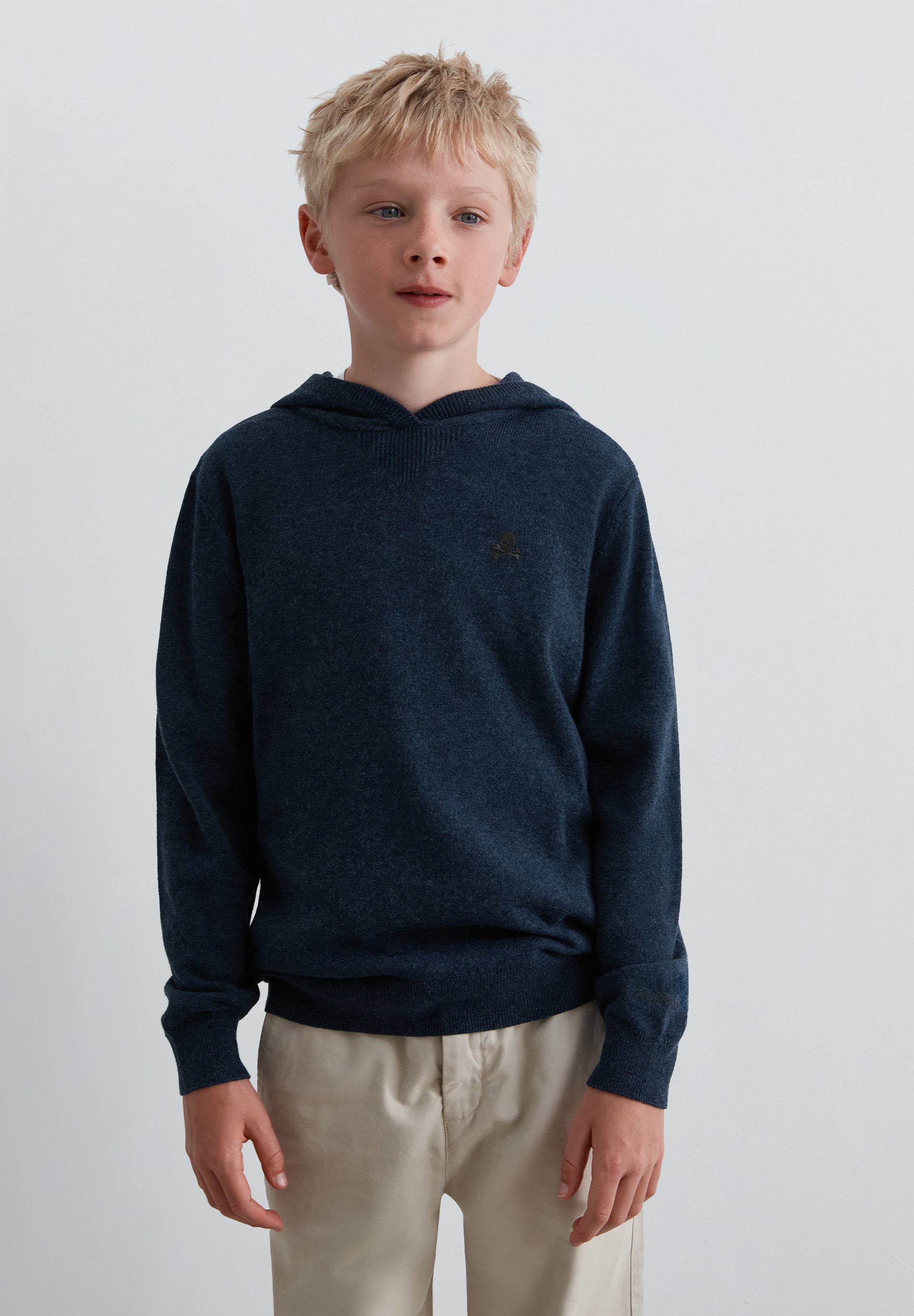 CHUNKY KNIT HOODIE