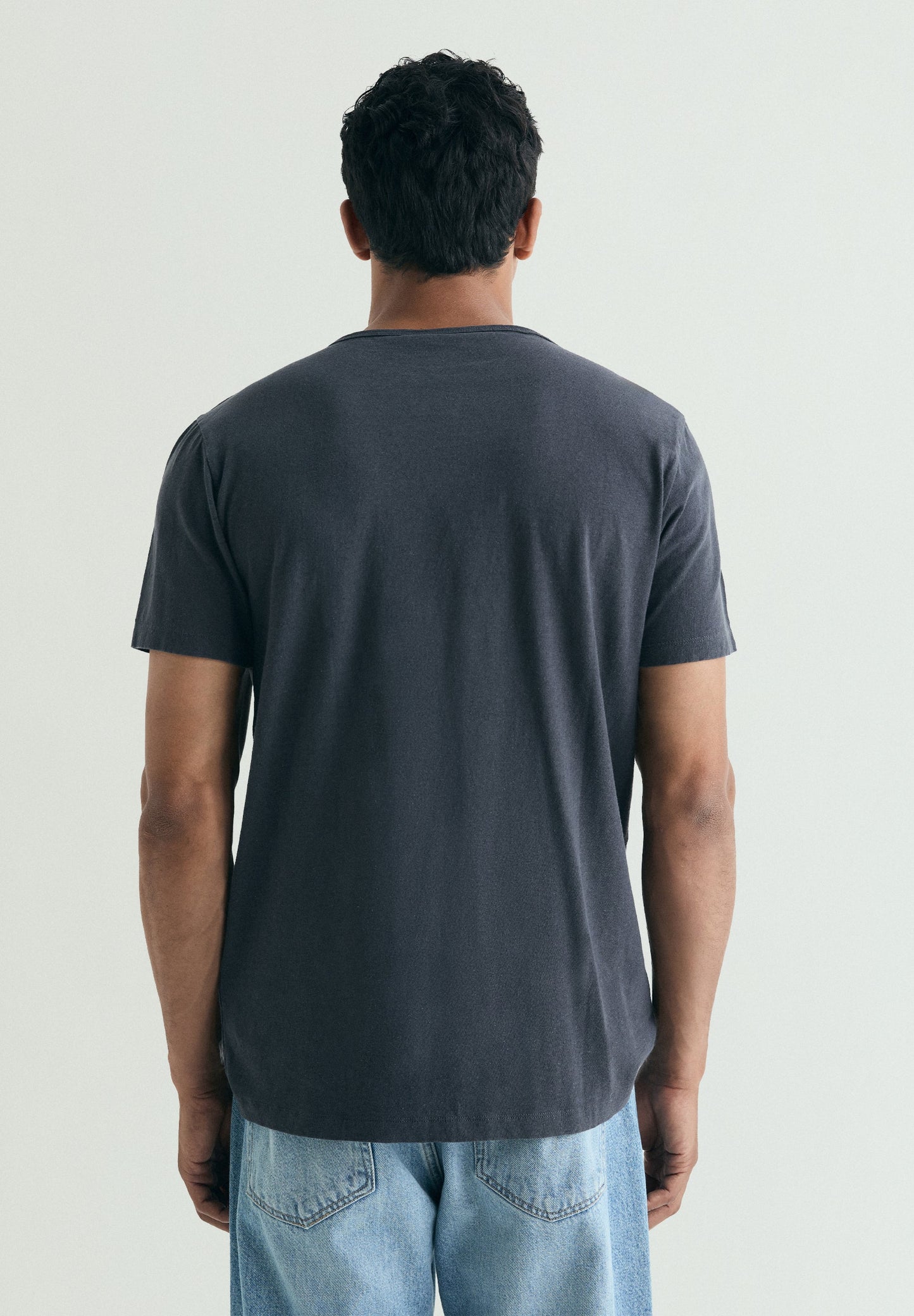 BASIC LINEN T-SHIRT